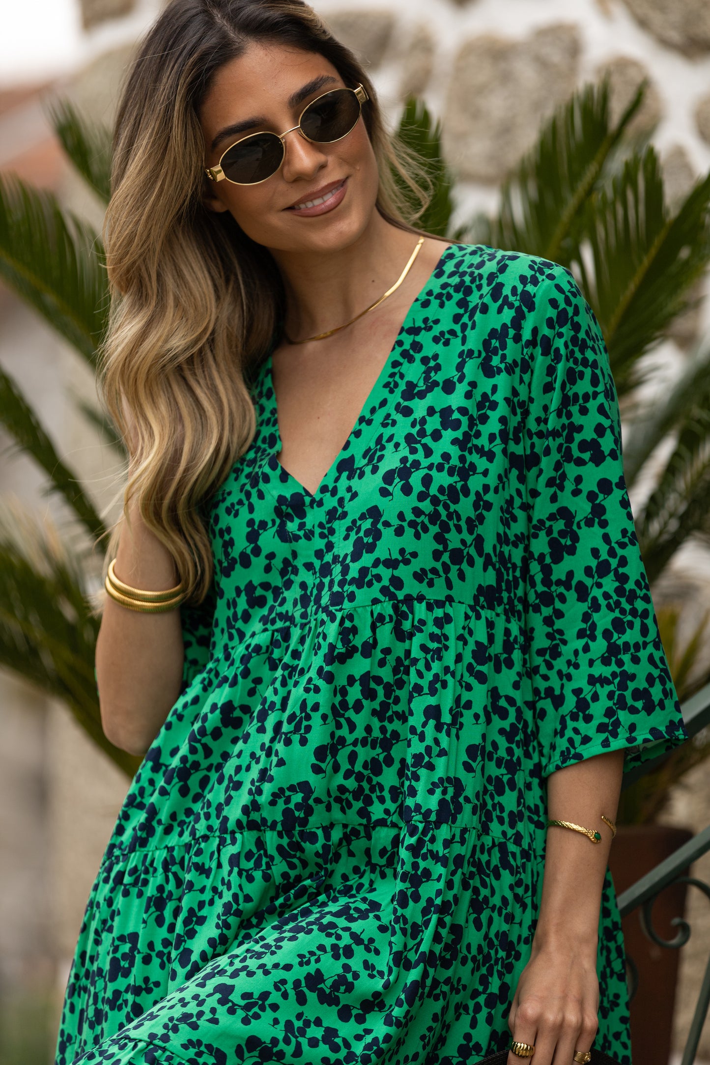 Vestido comprido com folhos
