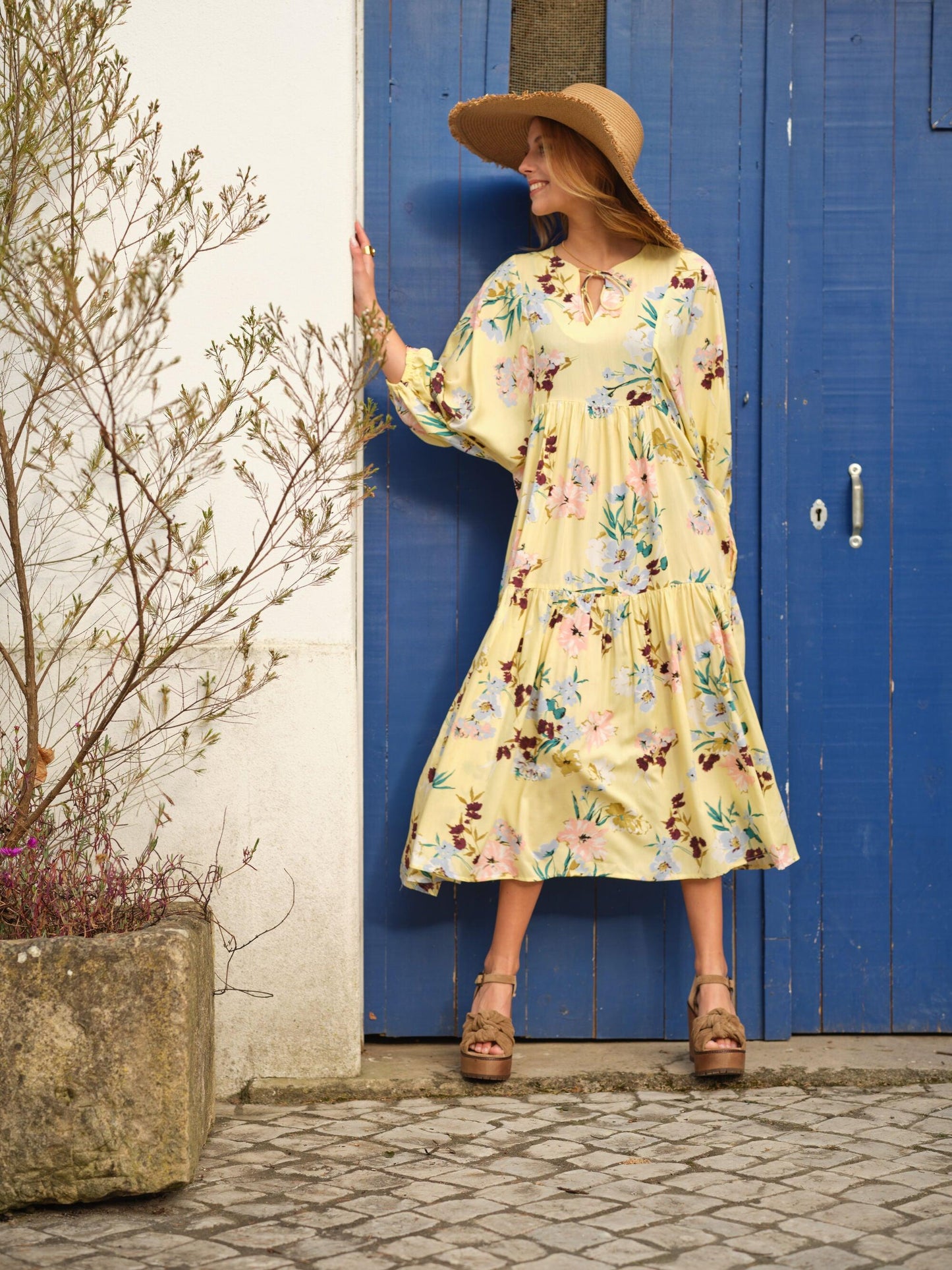 Vestido comprido com estampado floral