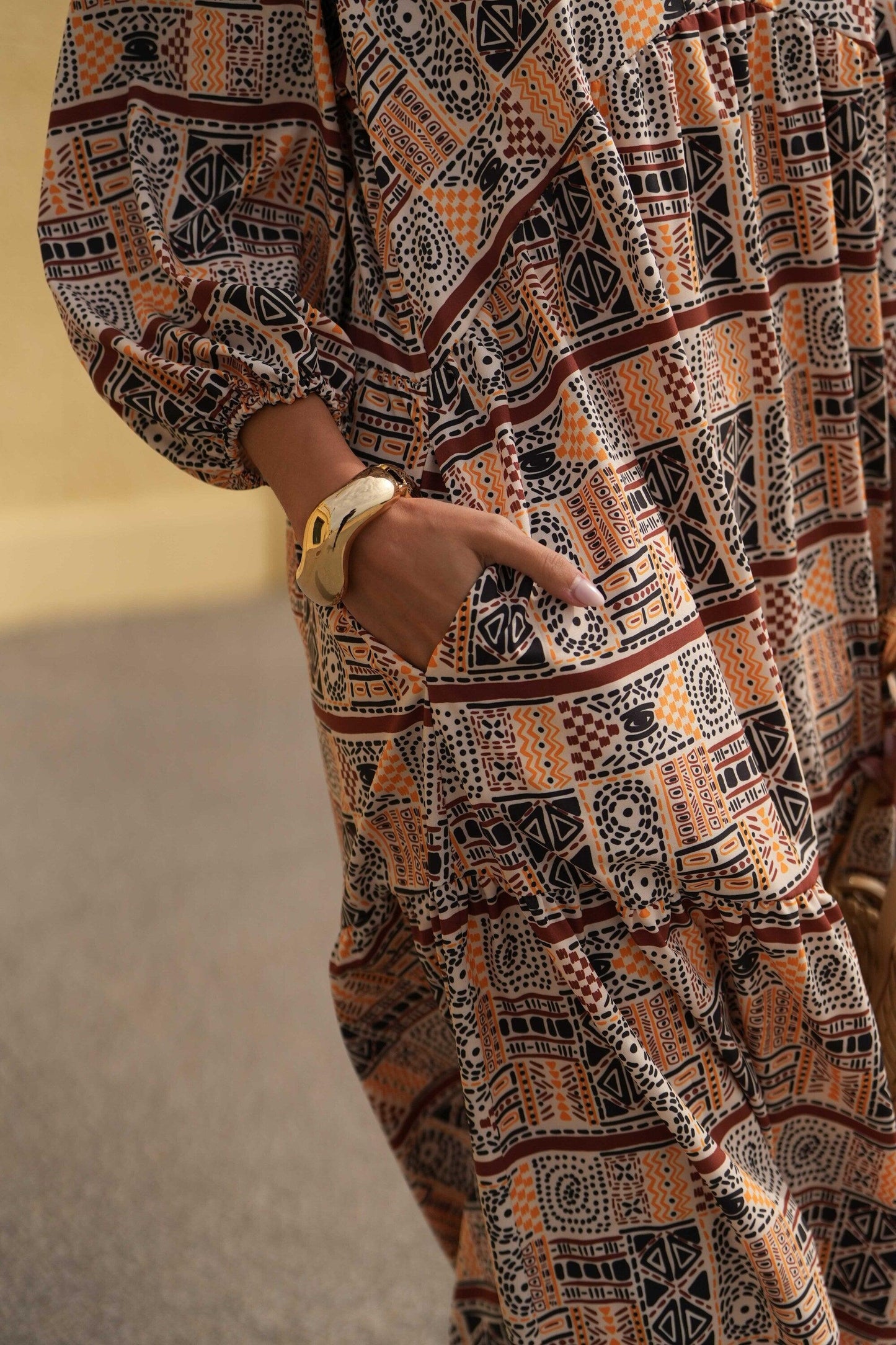 Vestido comprido com folho