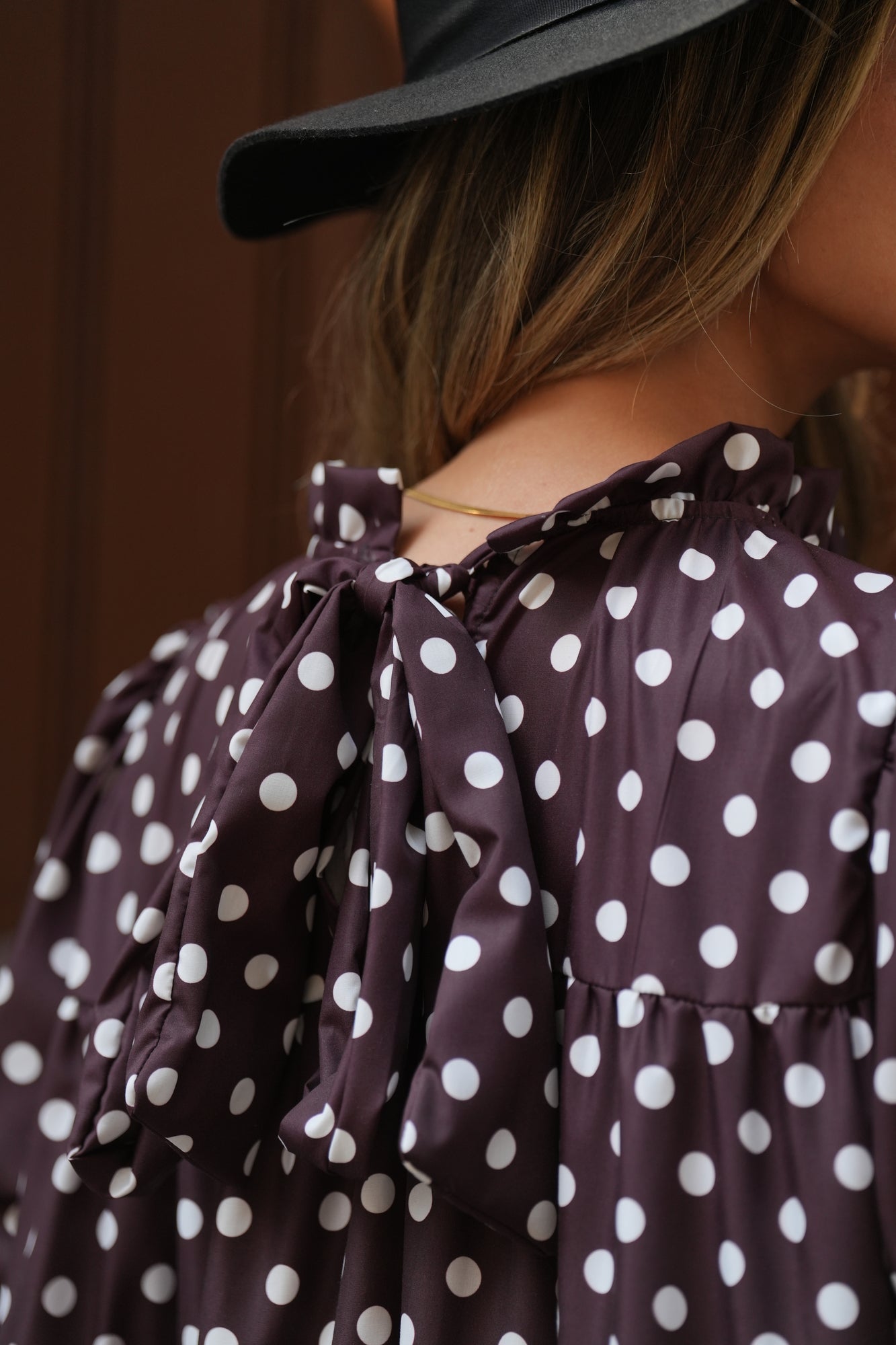 Vestido comprido com folhos