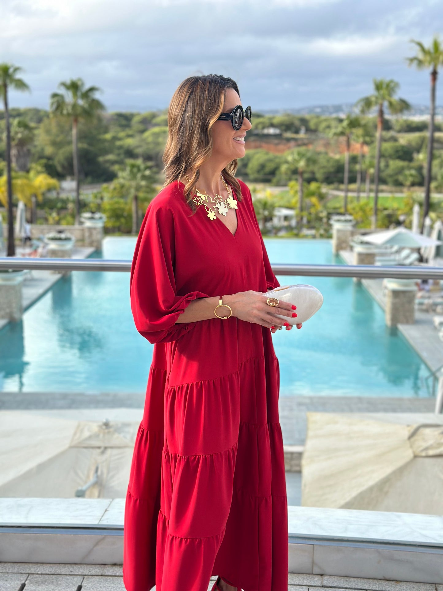 Vestido comprido vermelho com folhos