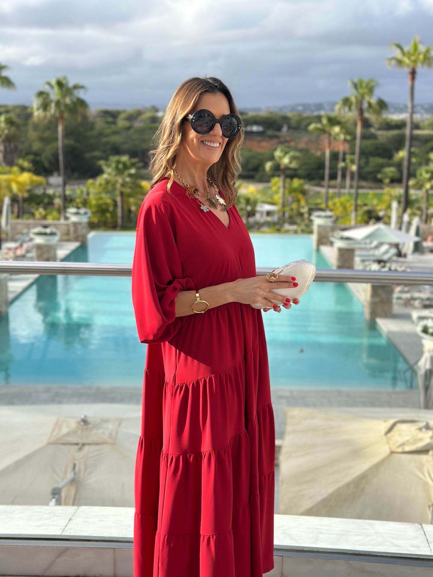Vestido comprido vermelho com folhos
