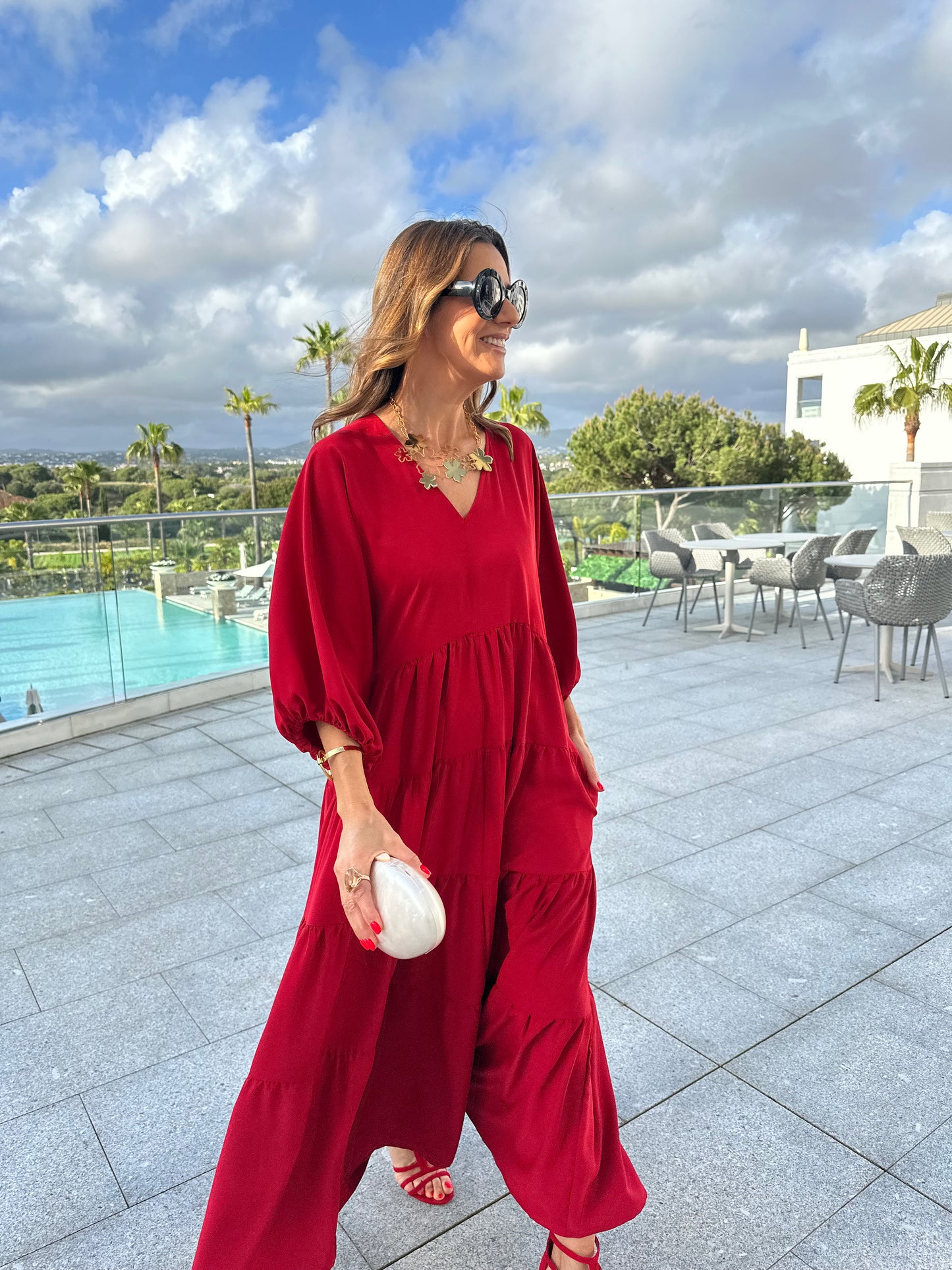 Vestido comprido vermelho com folhos