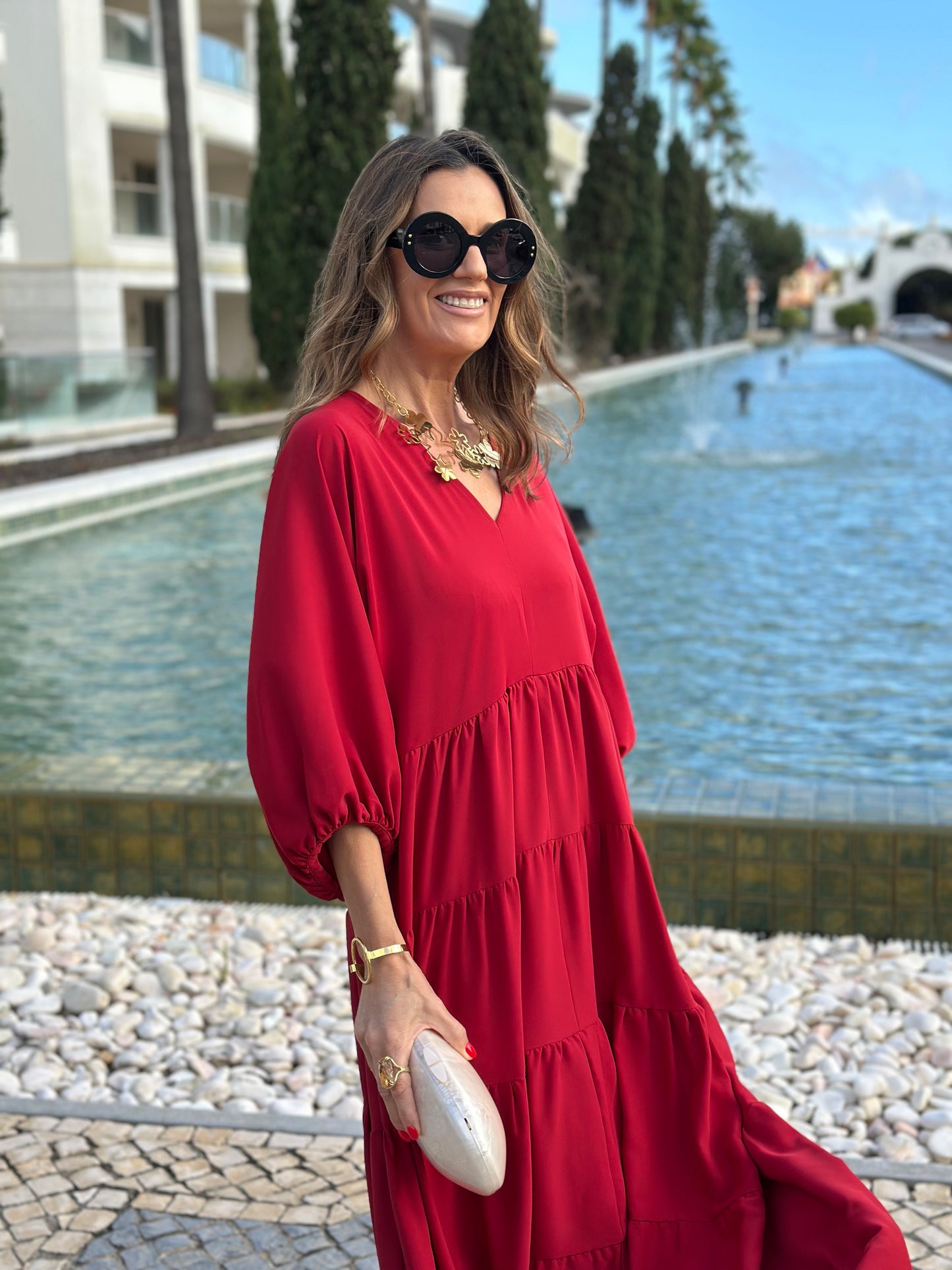 Vestido comprido vermelho com folhos