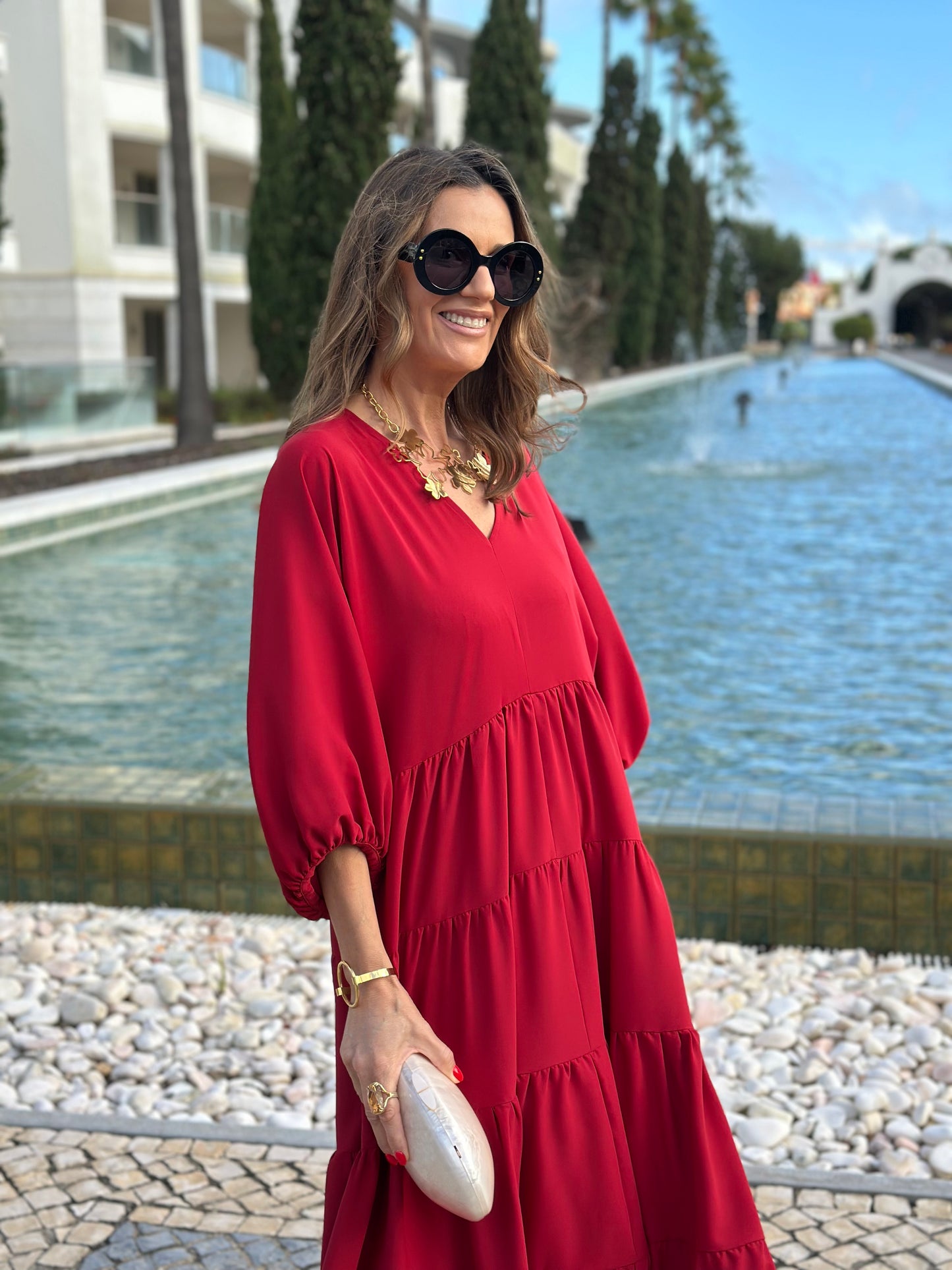 Vestido comprido vermelho com folhos