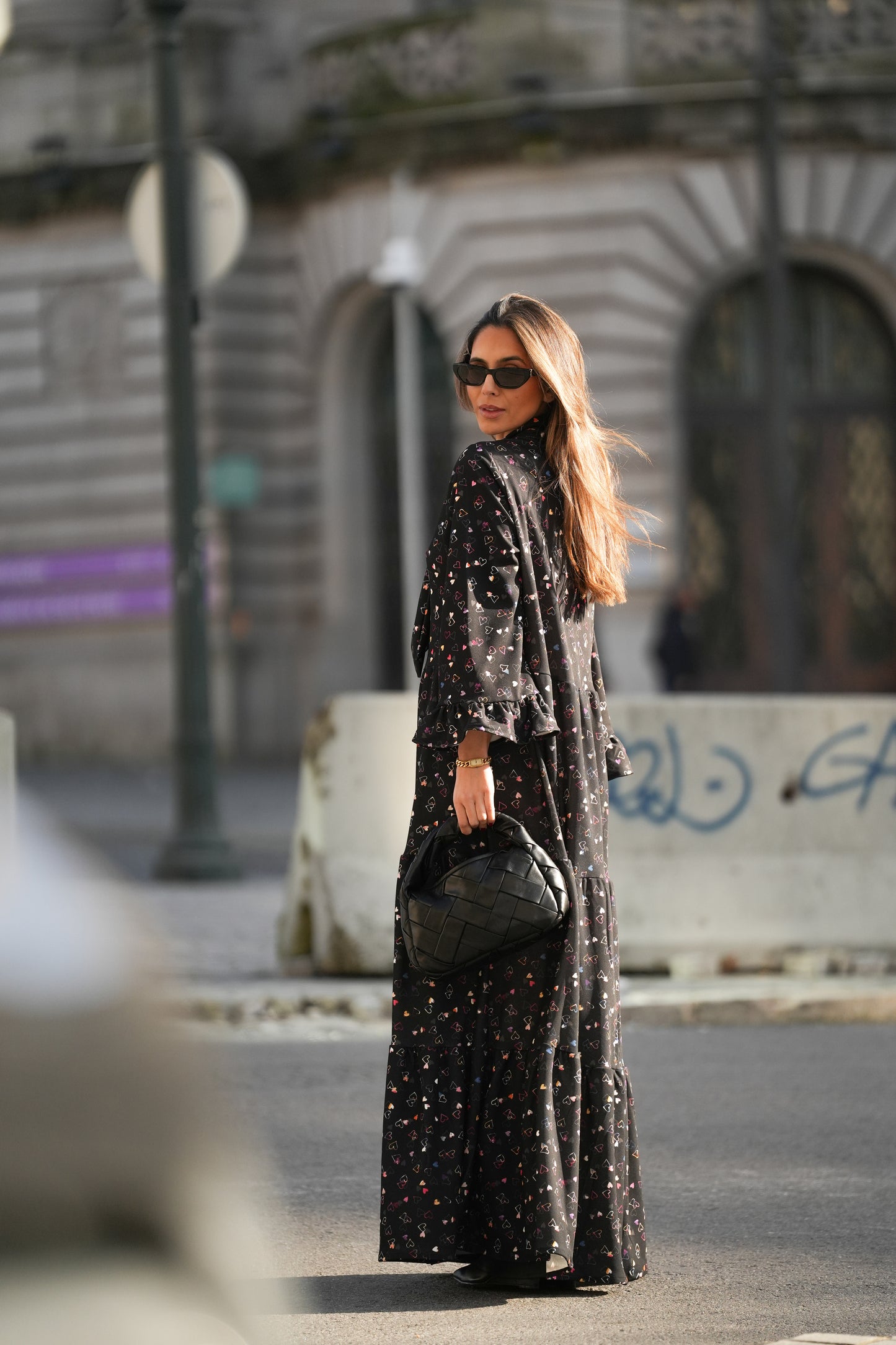 Dress with bow on the neckline