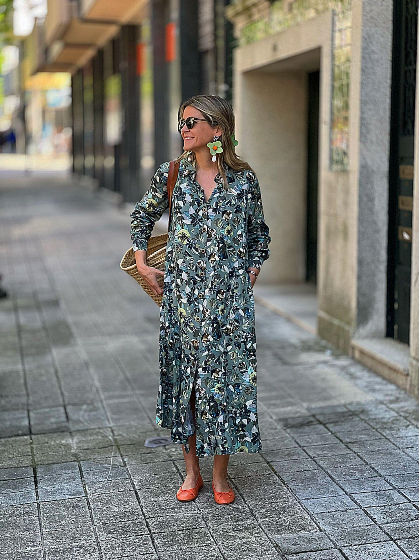 Vestido camiseiro com estampado floral
