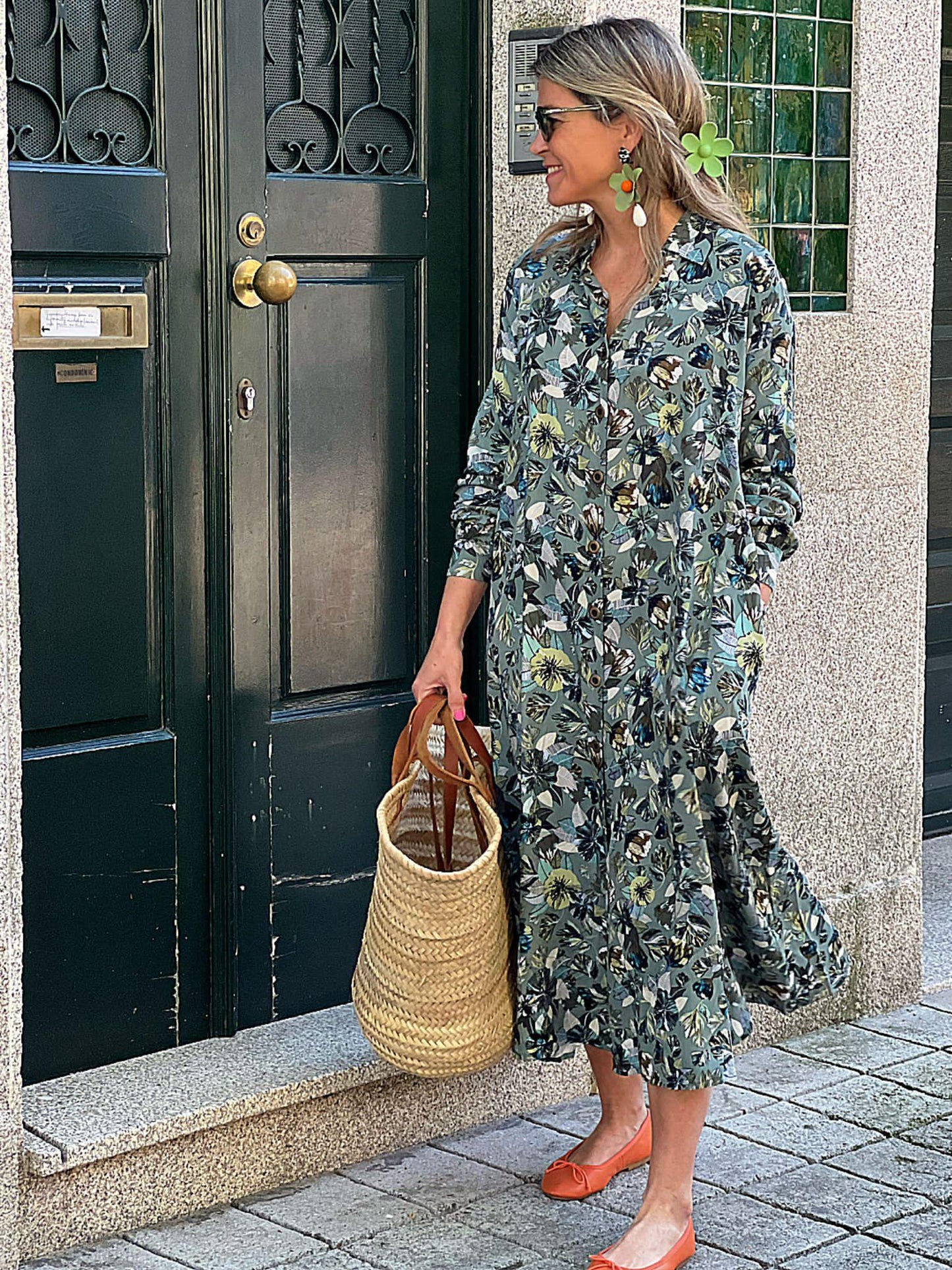 Vestido camiseiro com estampado floral