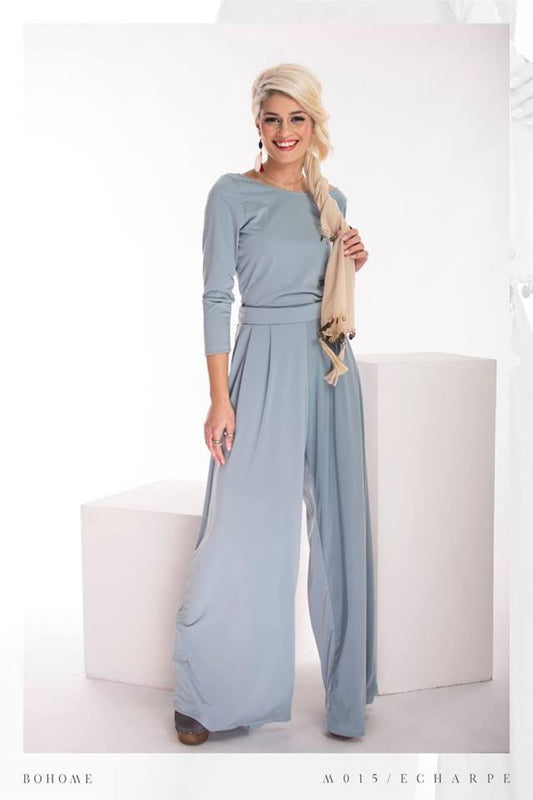 Jumpsuit with pleats