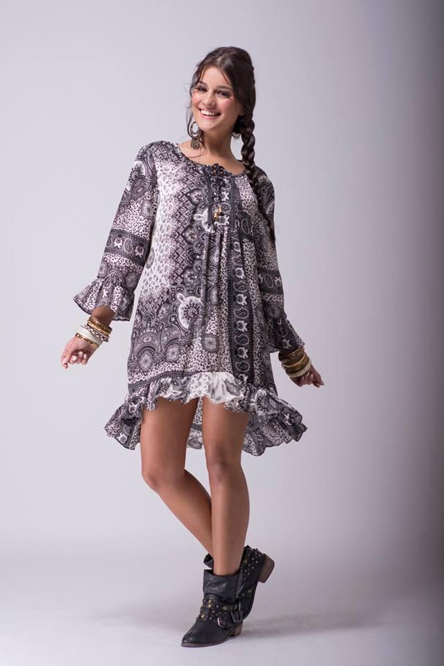 Blusa com folho