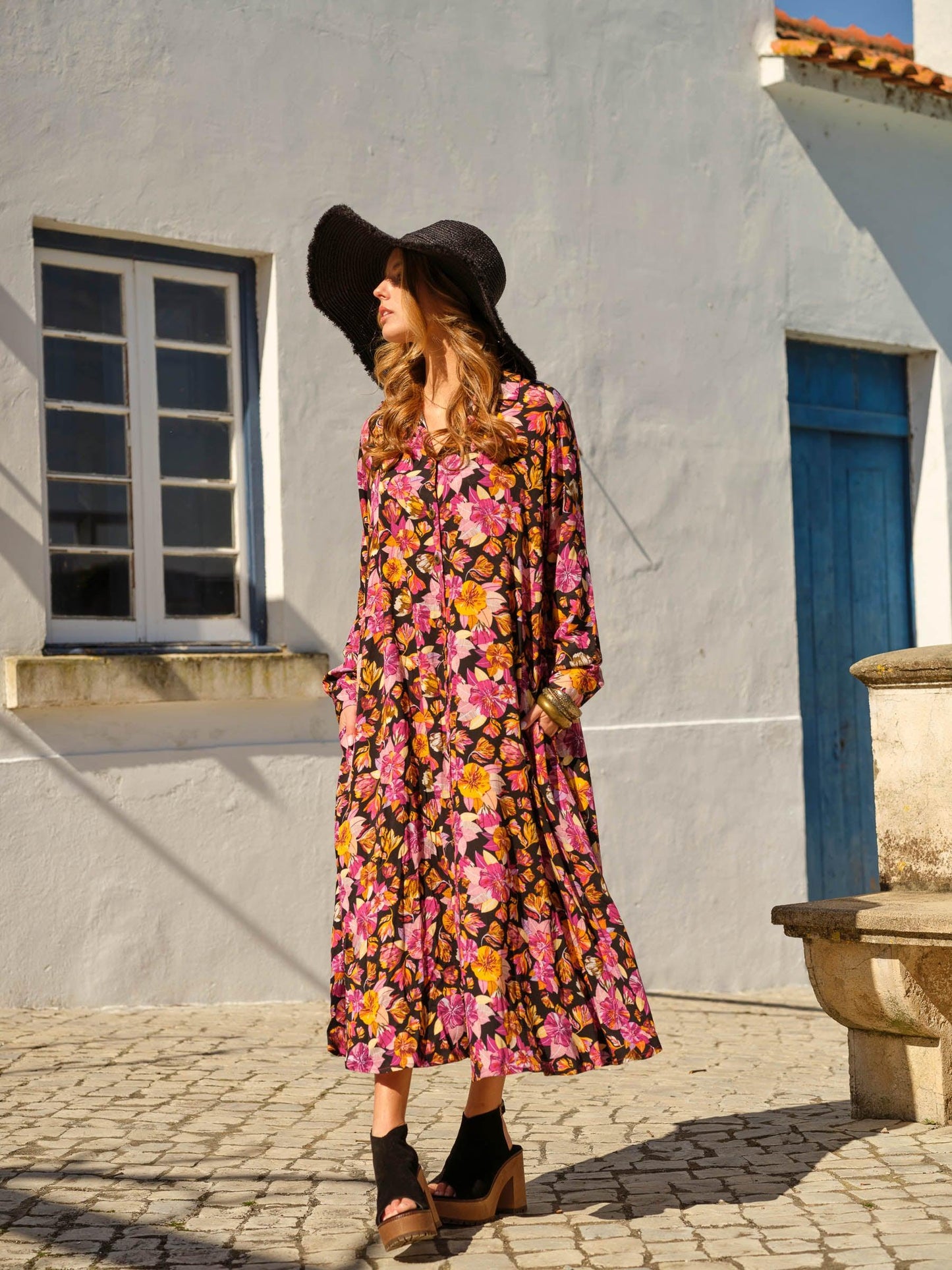 Vestido camiseiro com estampado floral
