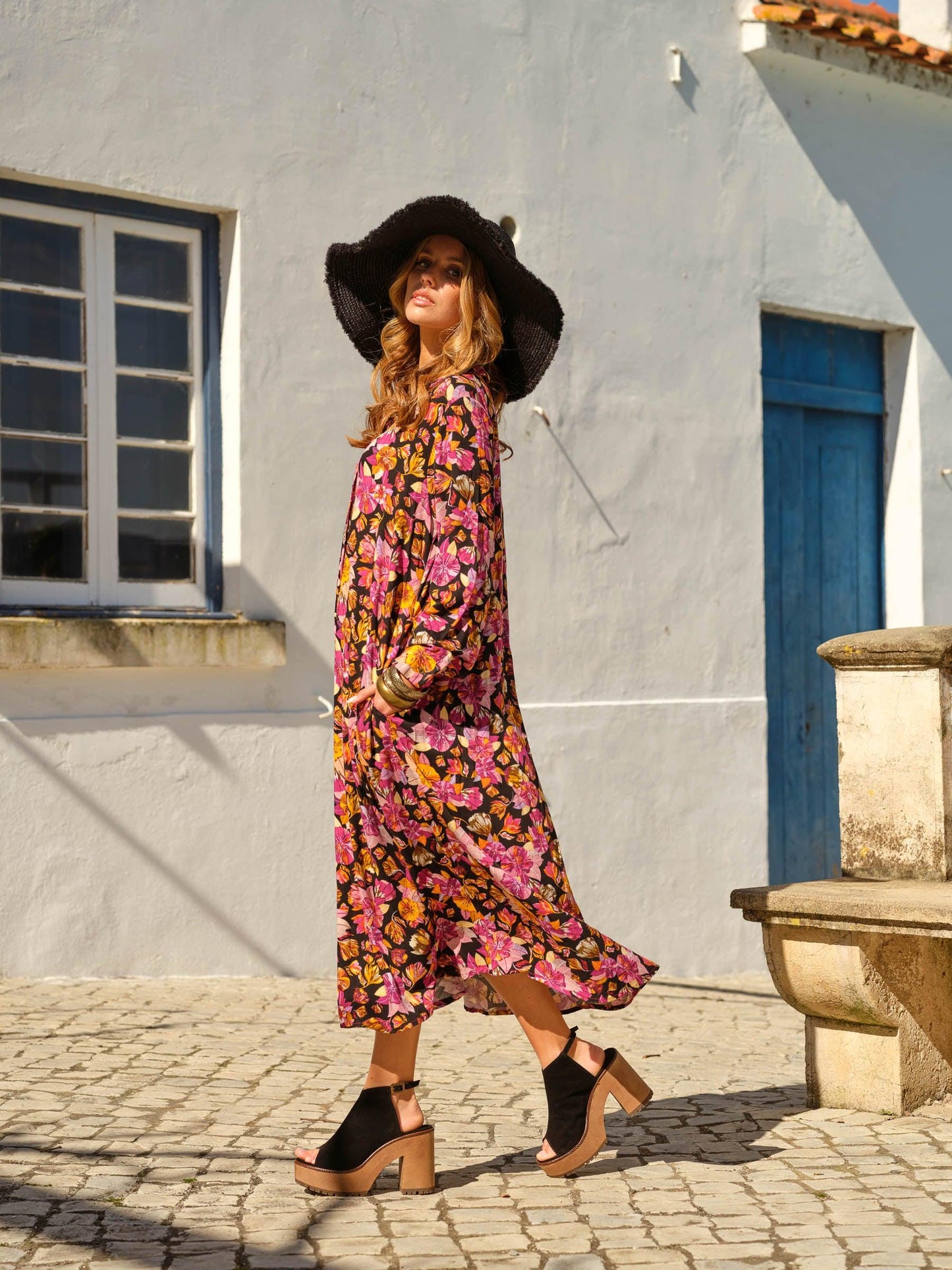Vestido camiseiro com estampado floral