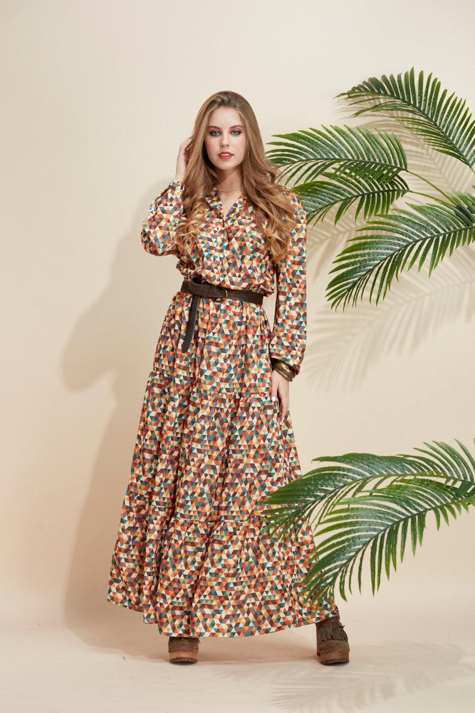 Vestido comprido com estampado étnico
