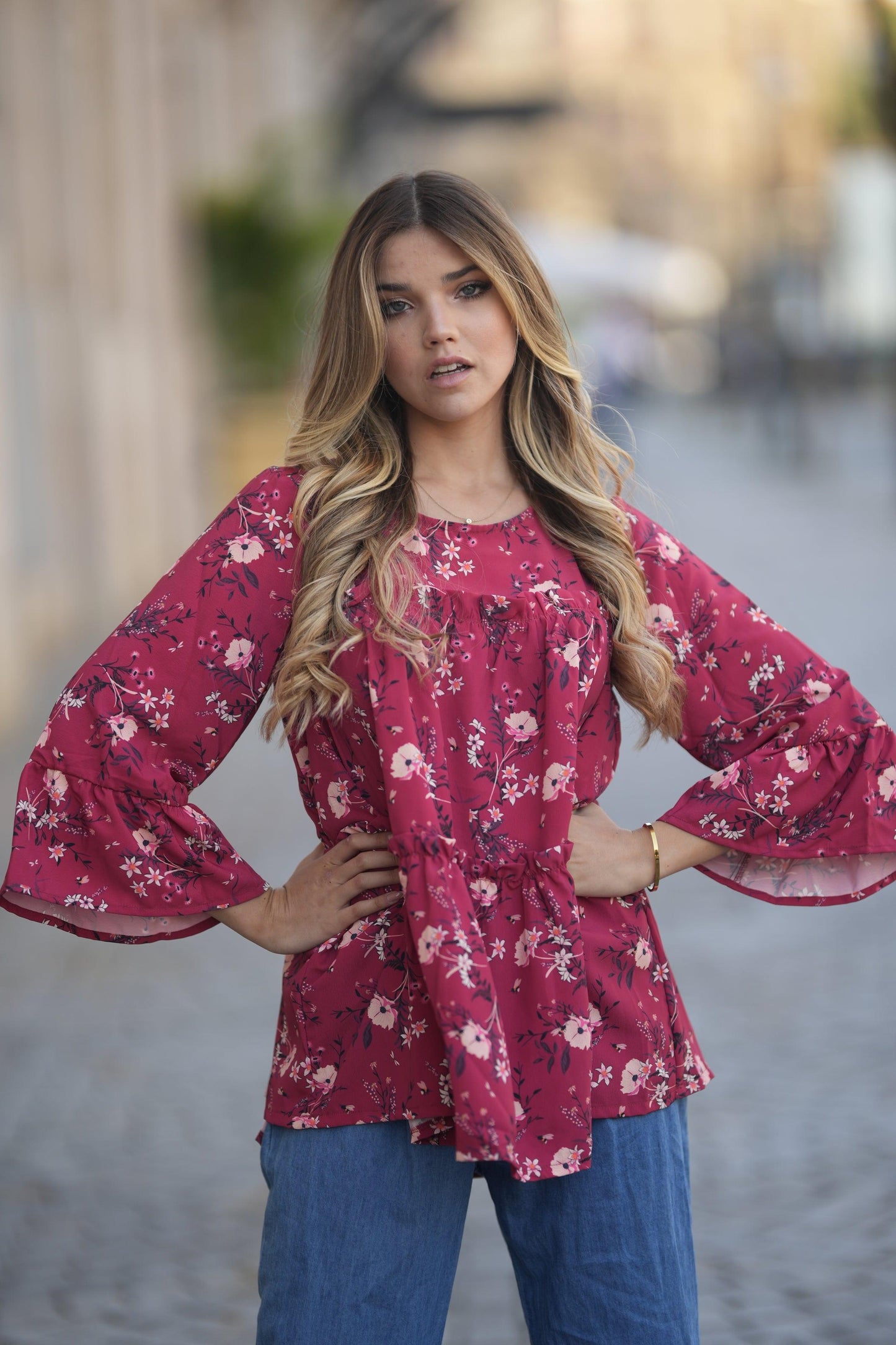Blusa com folhos