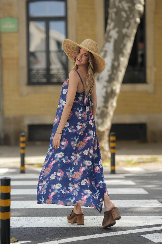 Dress with printed bow at the back
