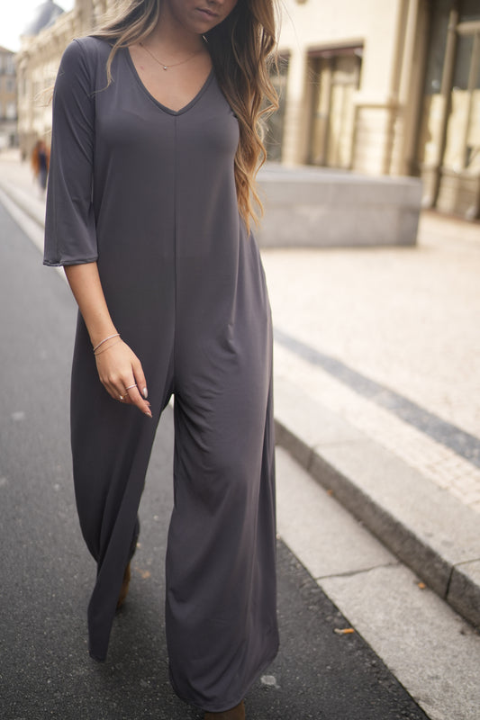 Long knitted jumpsuit with wide sleeves