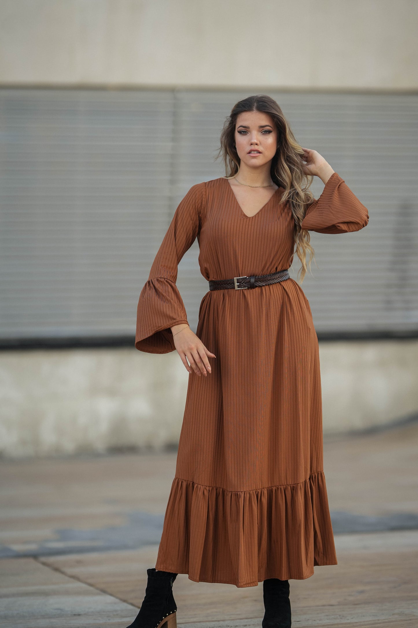 Vestido com folho
