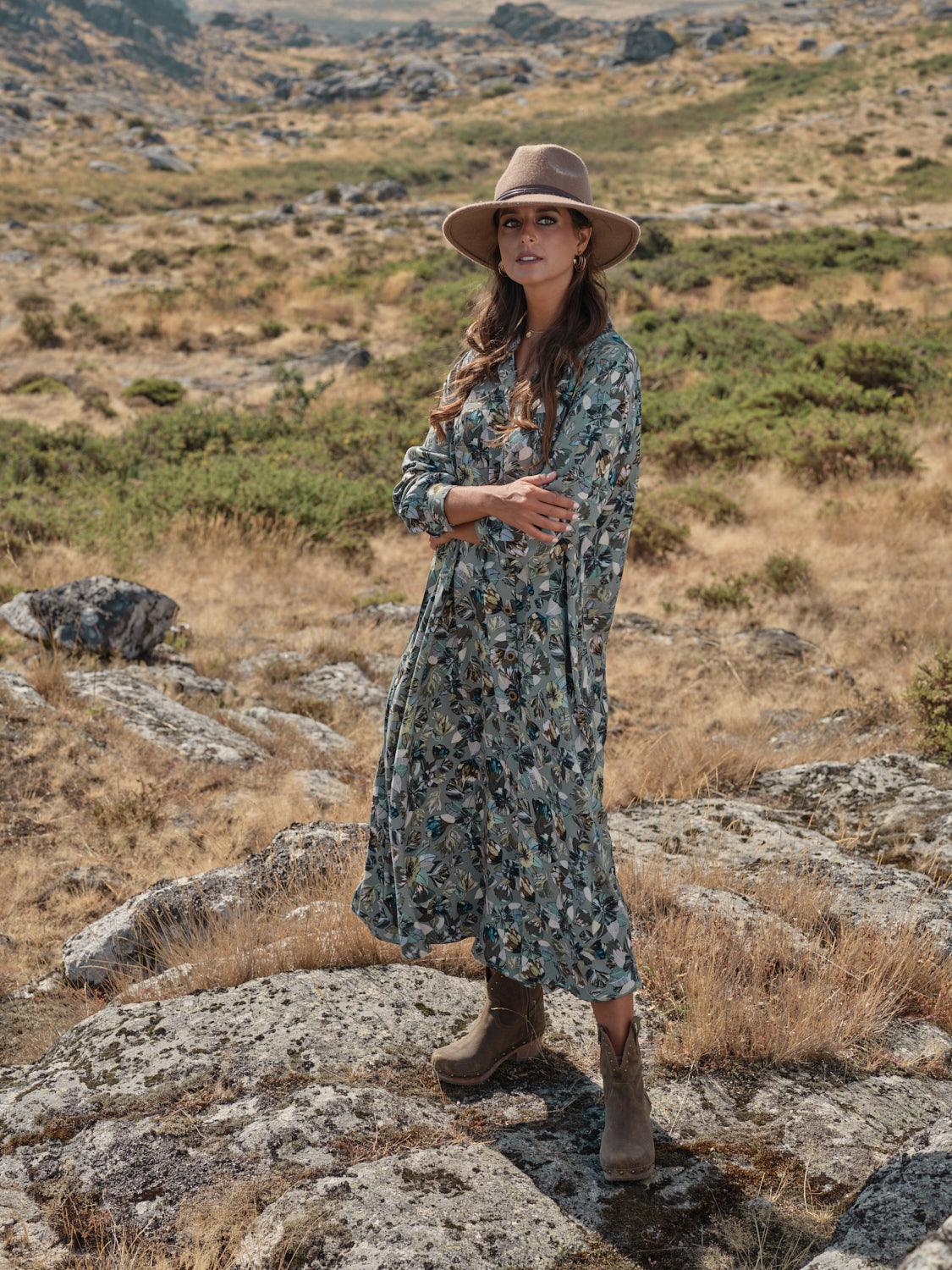 Vestido camiseiro com estampado floral