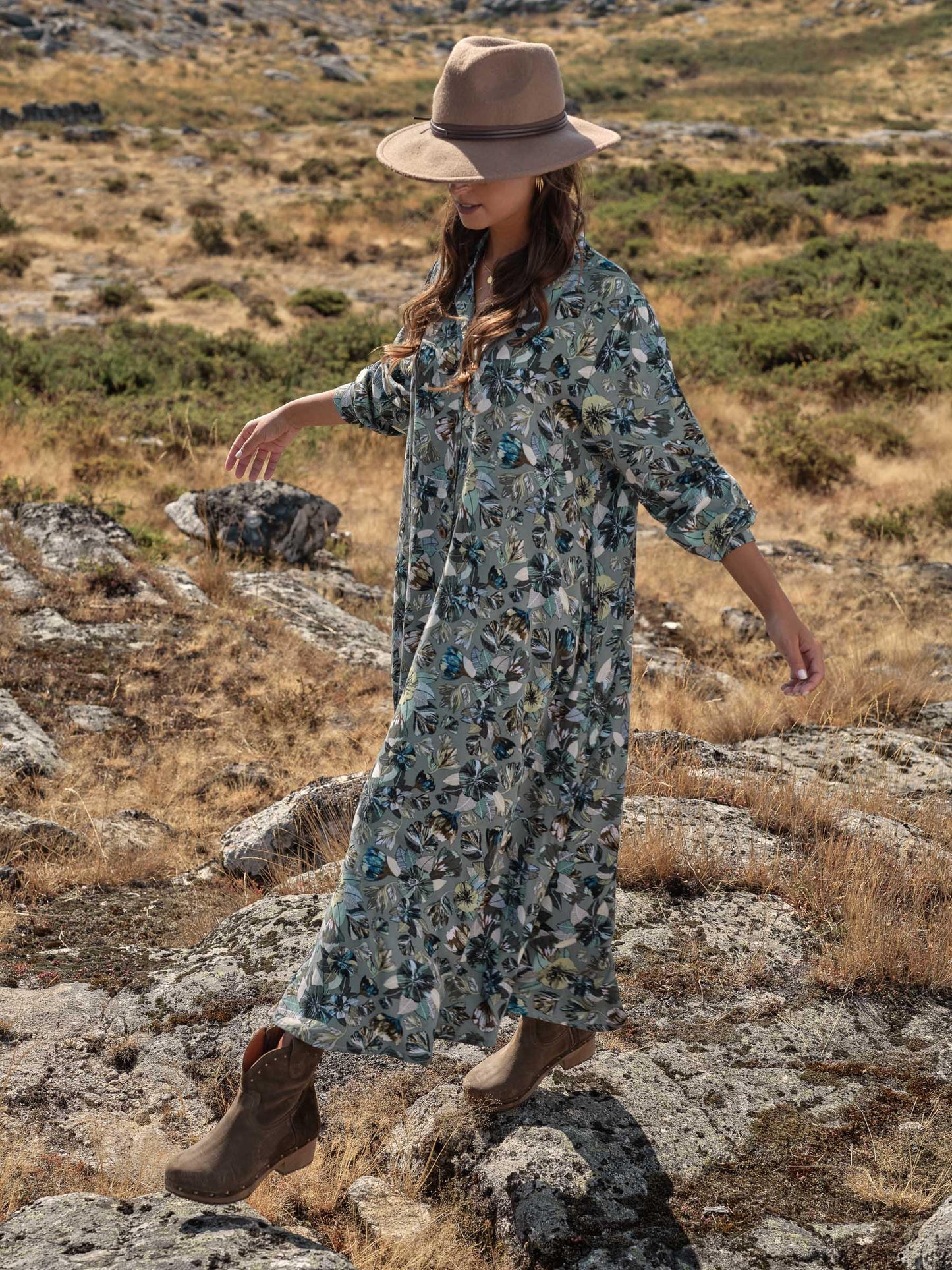 Vestido camiseiro com estampado floral