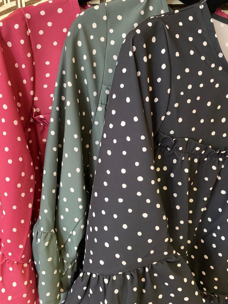 Blusa com folhos