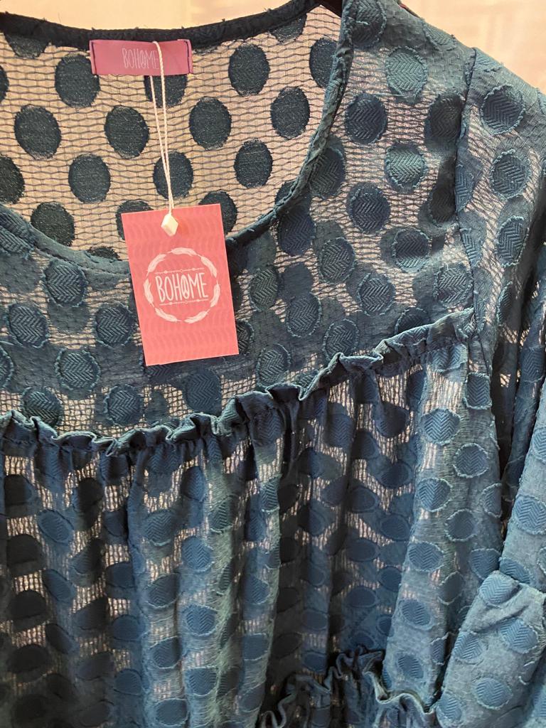 Blusa com folhos