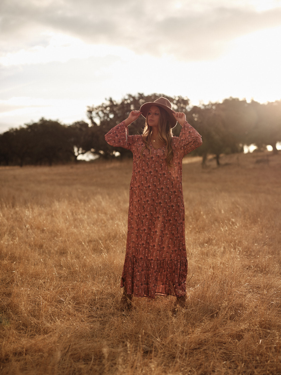 Vestido comprido em malha floral