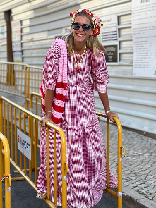 Vestido comprido com folho