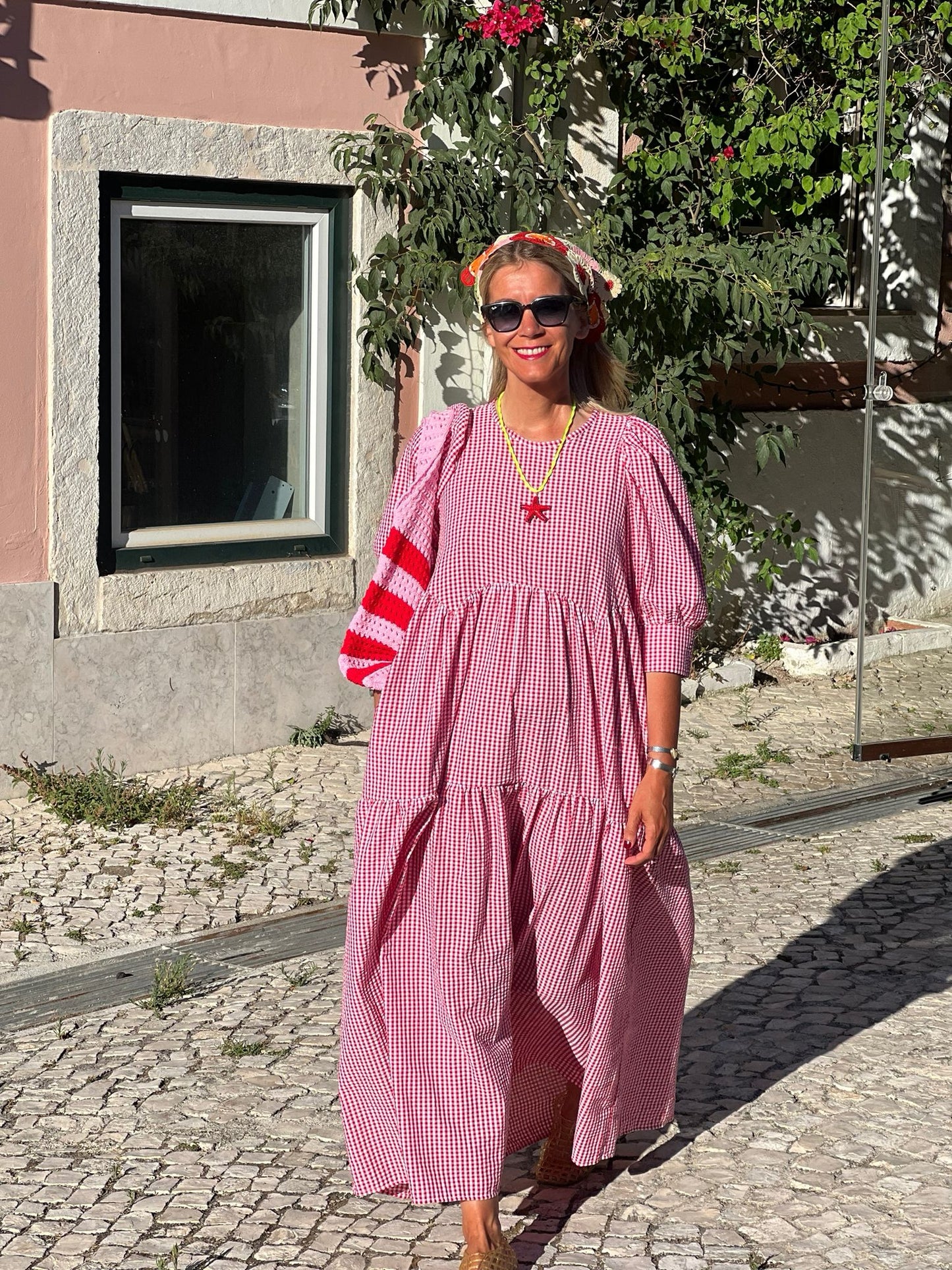 Vestido comprido com folho