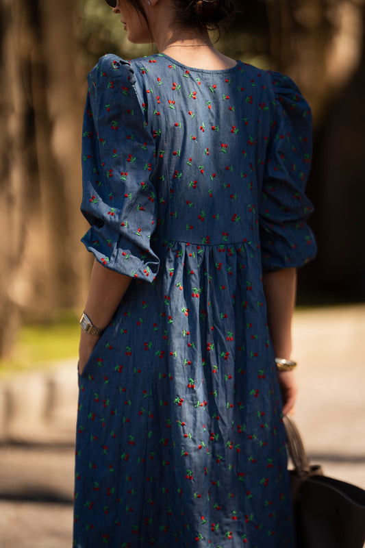 Vestido midi em ganga