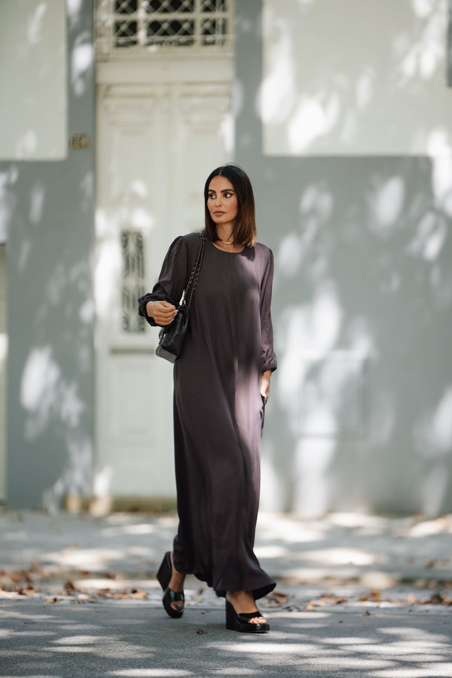 Vestido comprido em viscose castanho