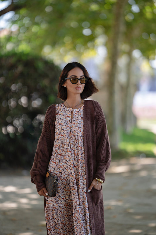 Casaco comprido em malha castanho