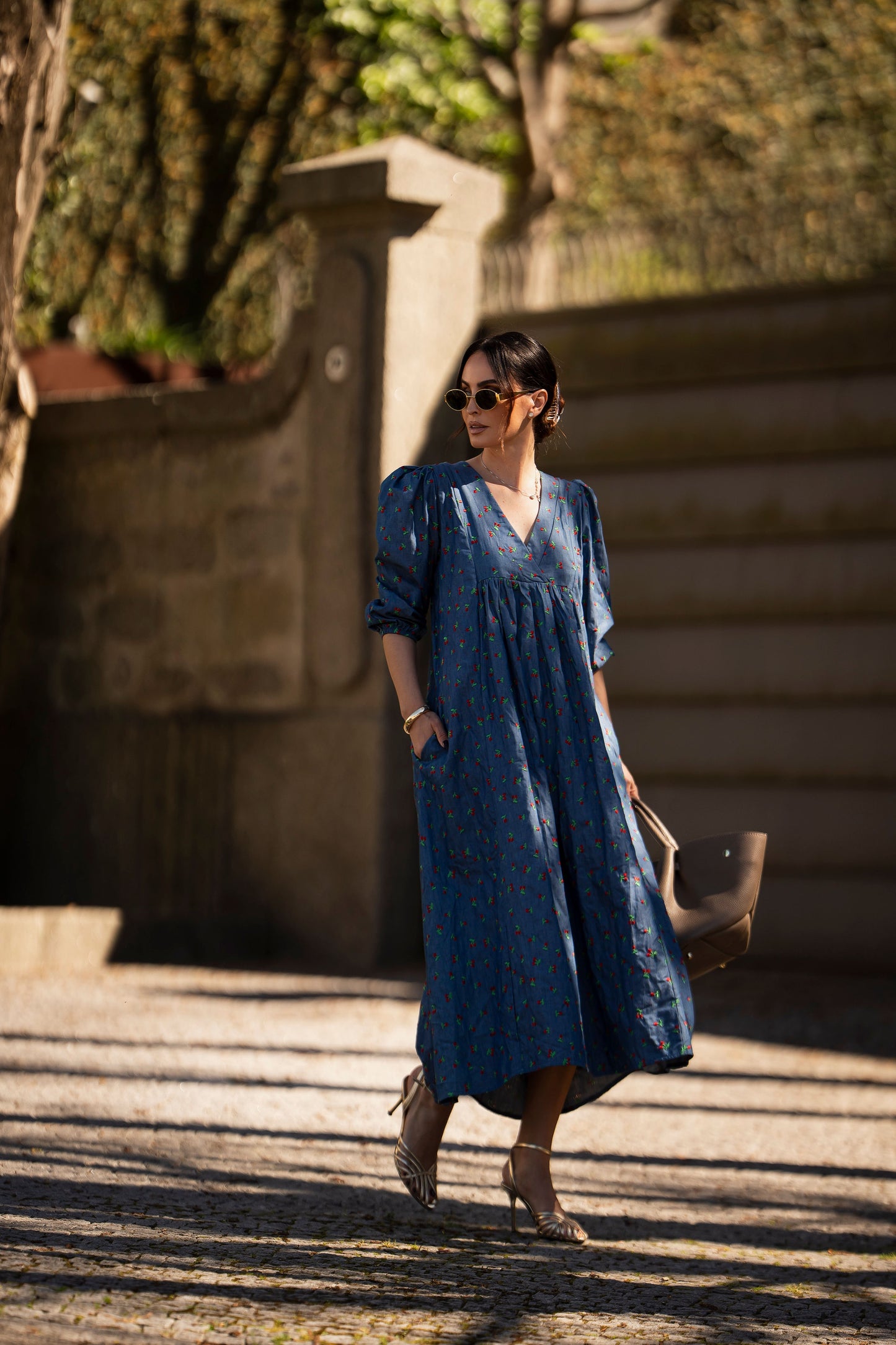 Vestido midi em ganga