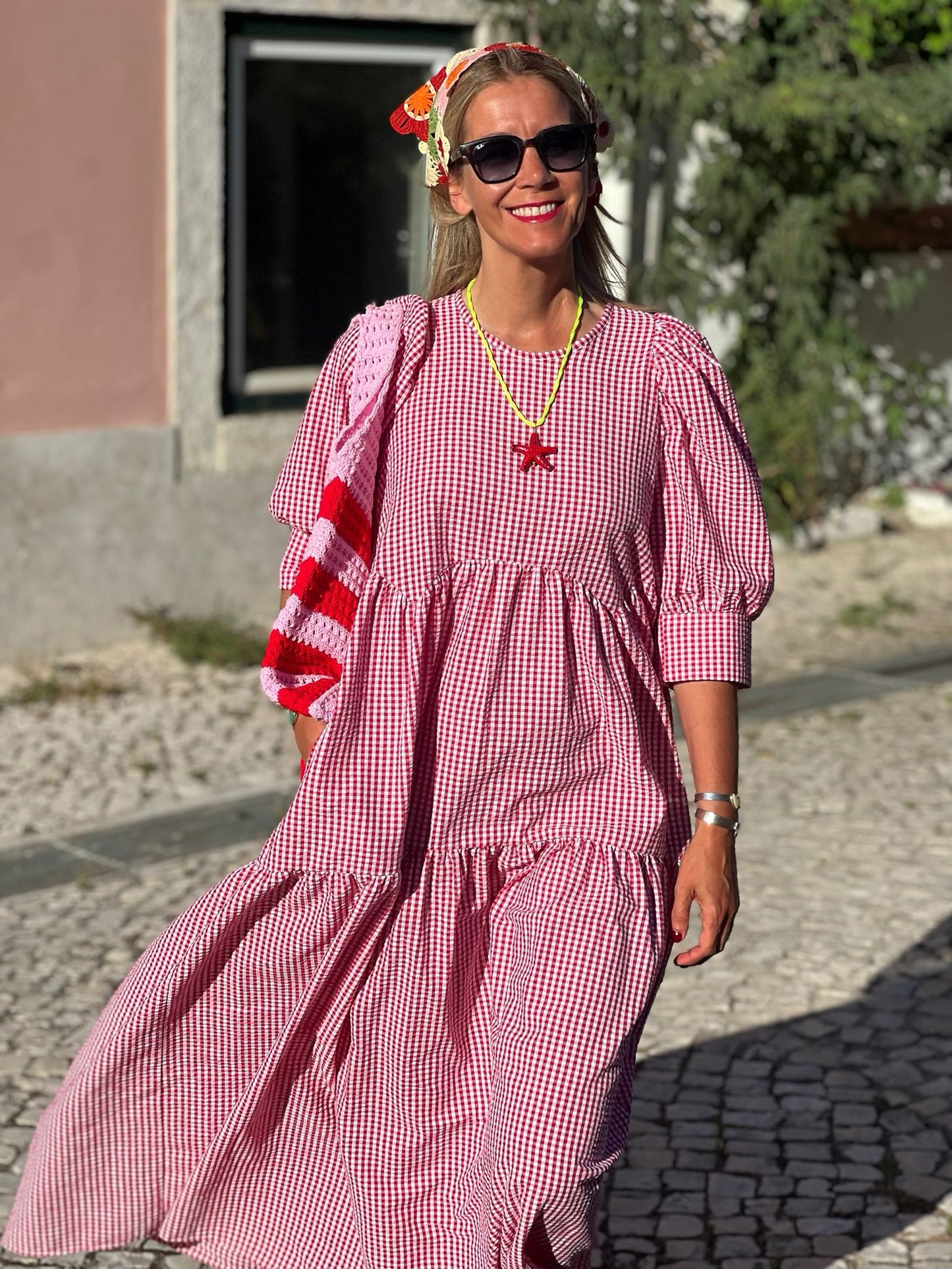 Vestido comprido com folho