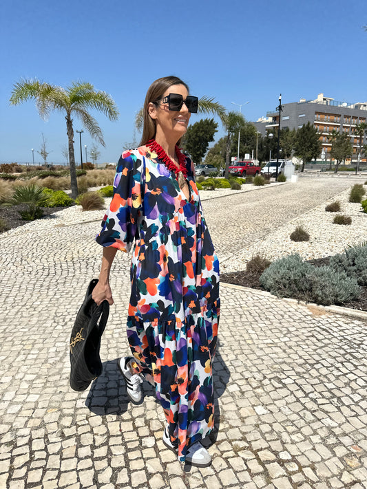 Vestido comprido com folho