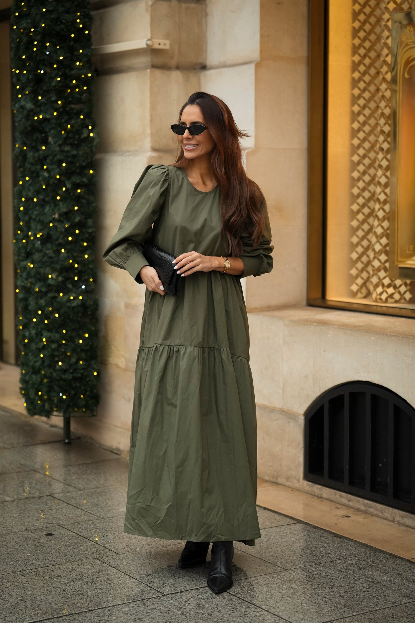 Vestido comprido com folho em verde