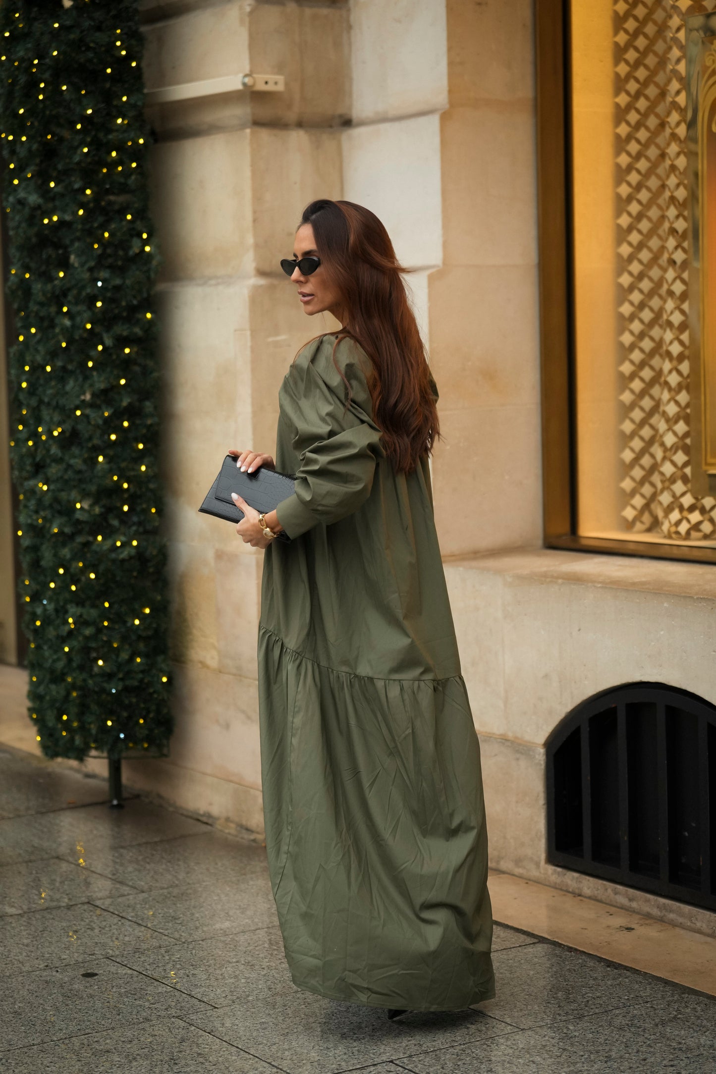 Vestido comprido com folho em verde