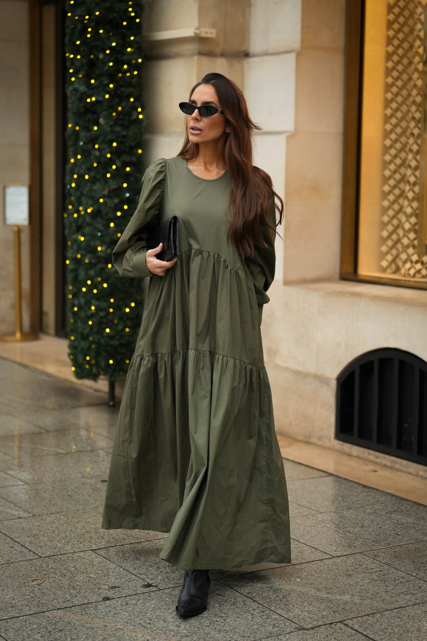 Vestido comprido com folho em verde