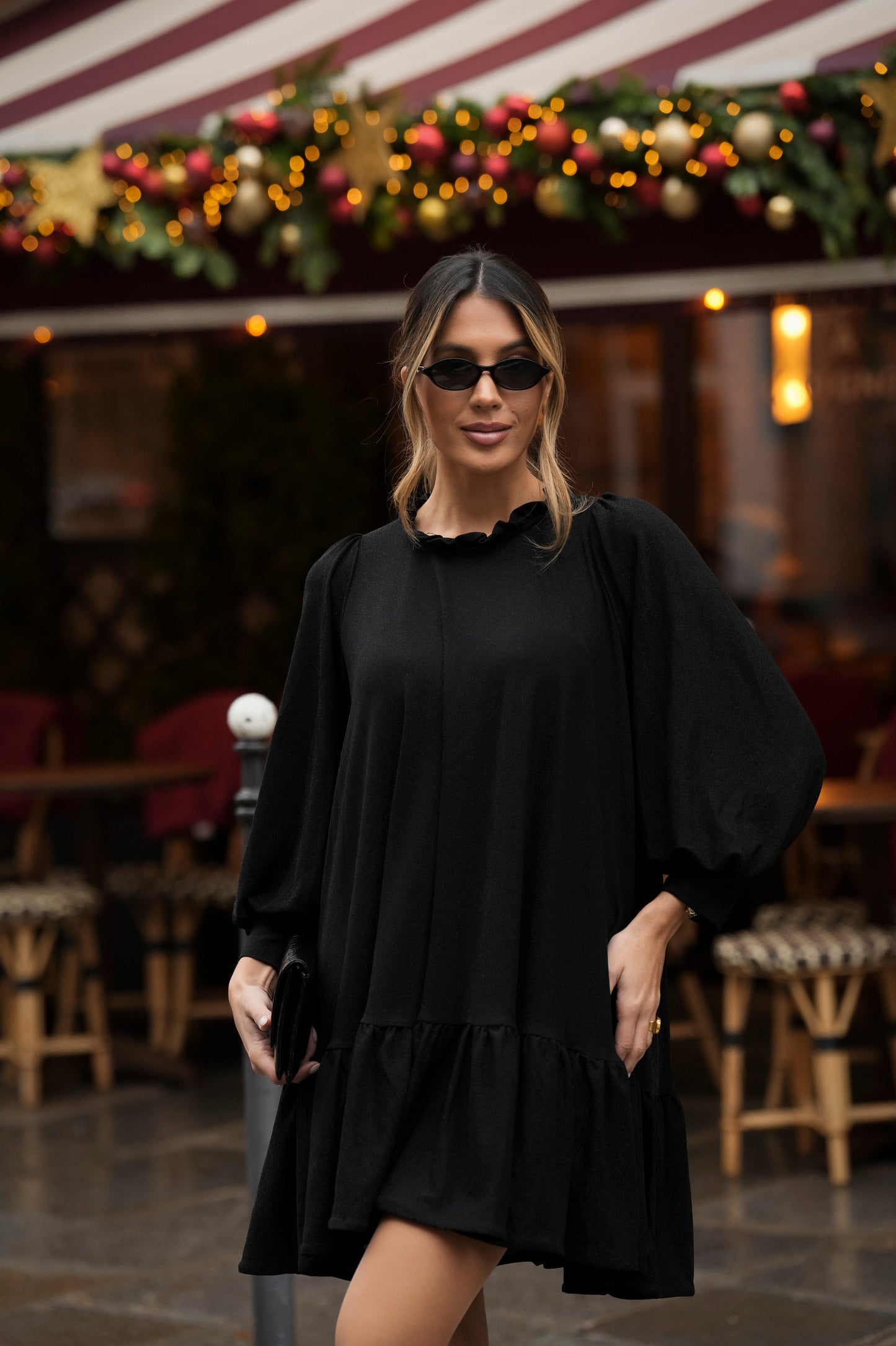 Short dress with printed knit