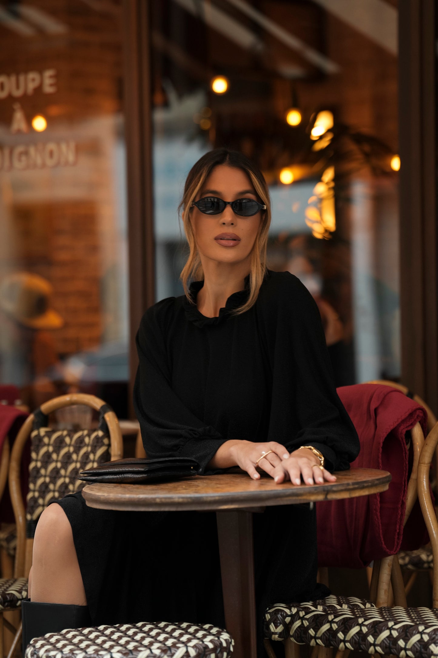 Short dress with printed knit