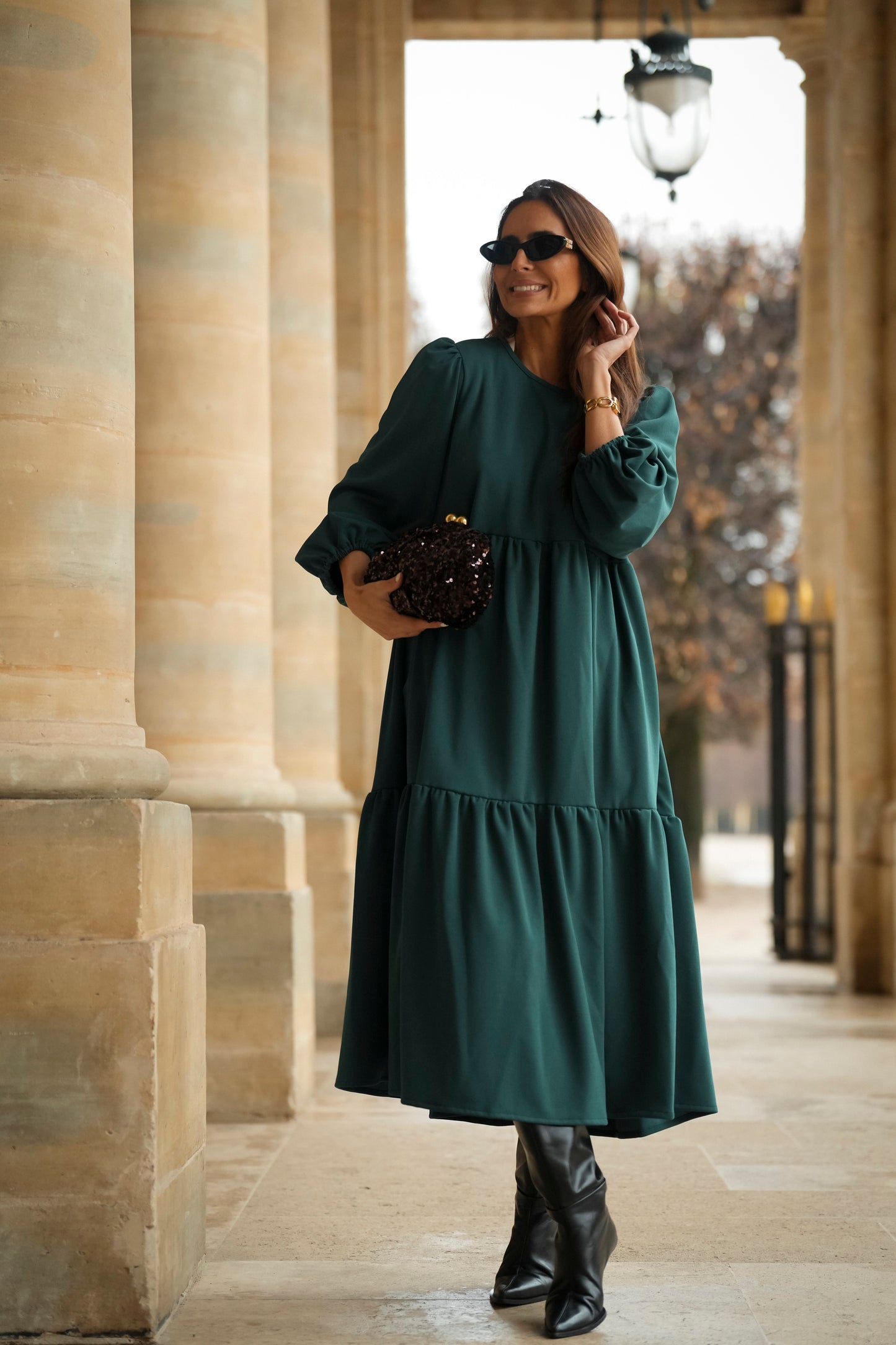 Vestido comprido com folhos em verde