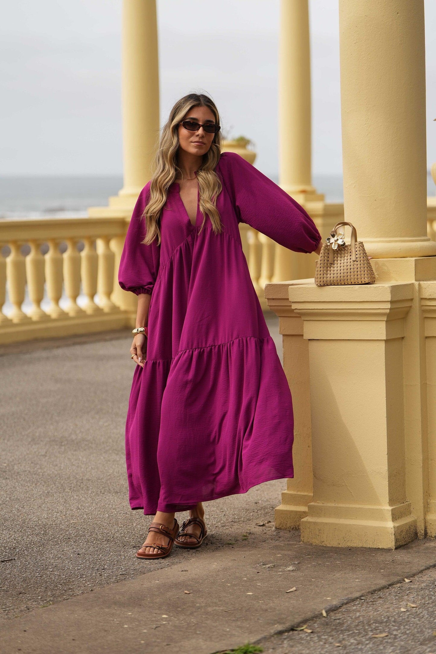 Vestido comprido com folho