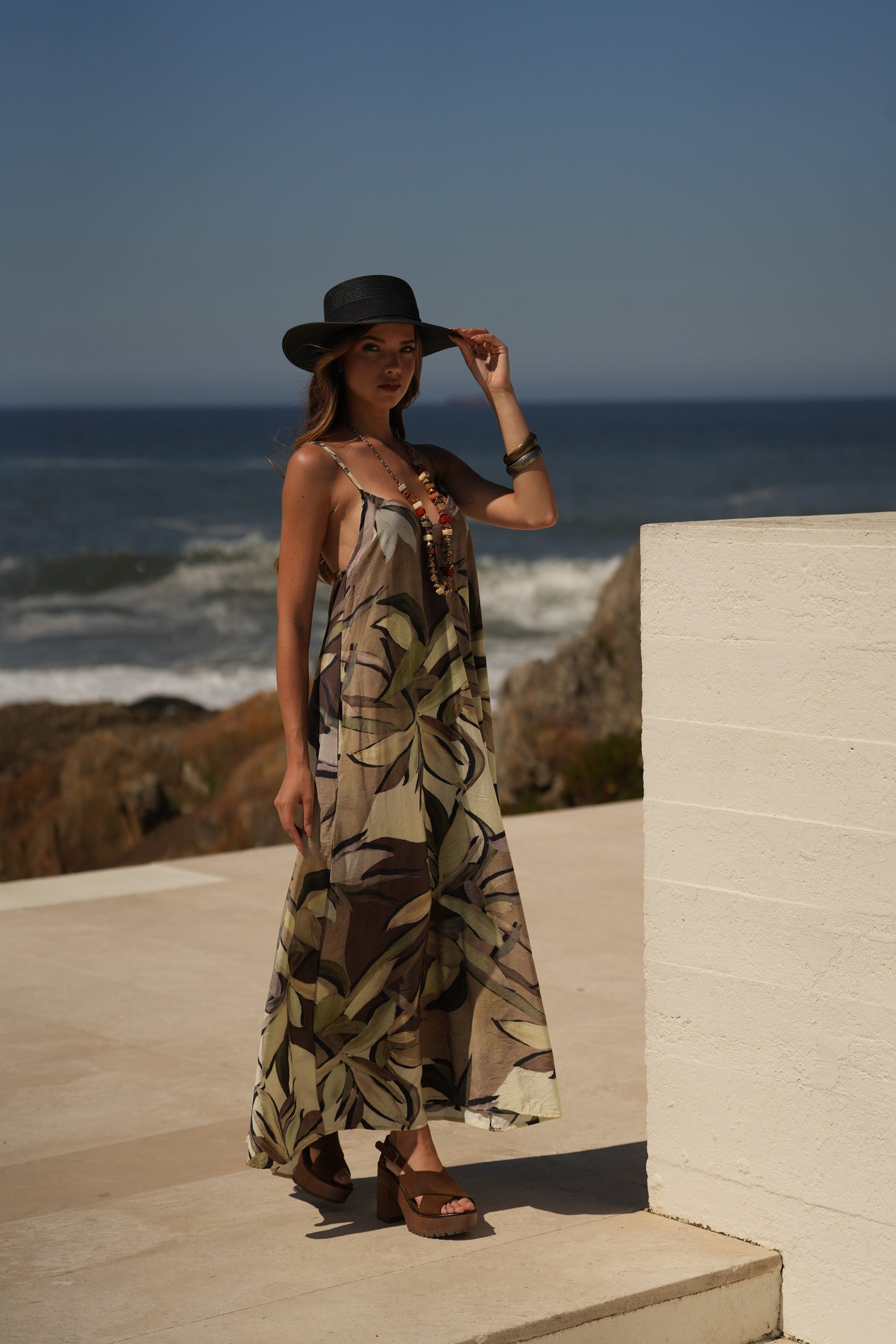 Vestido de alças comprido estampado