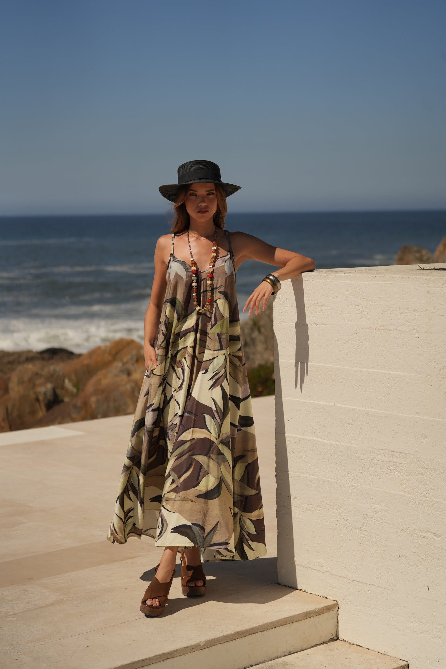 Vestido de alças comprido estampado