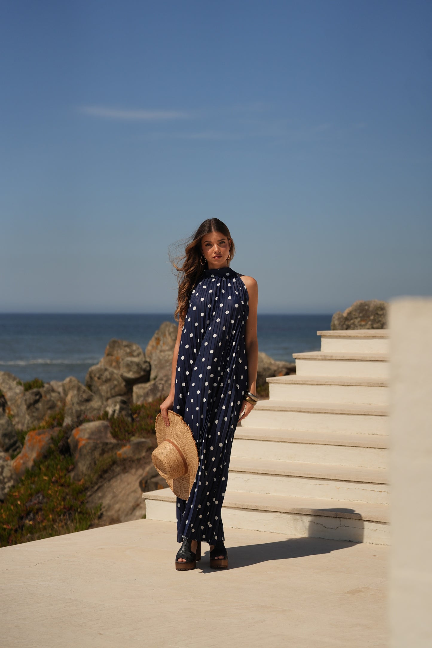 Vestido plisado estampado de lunares
