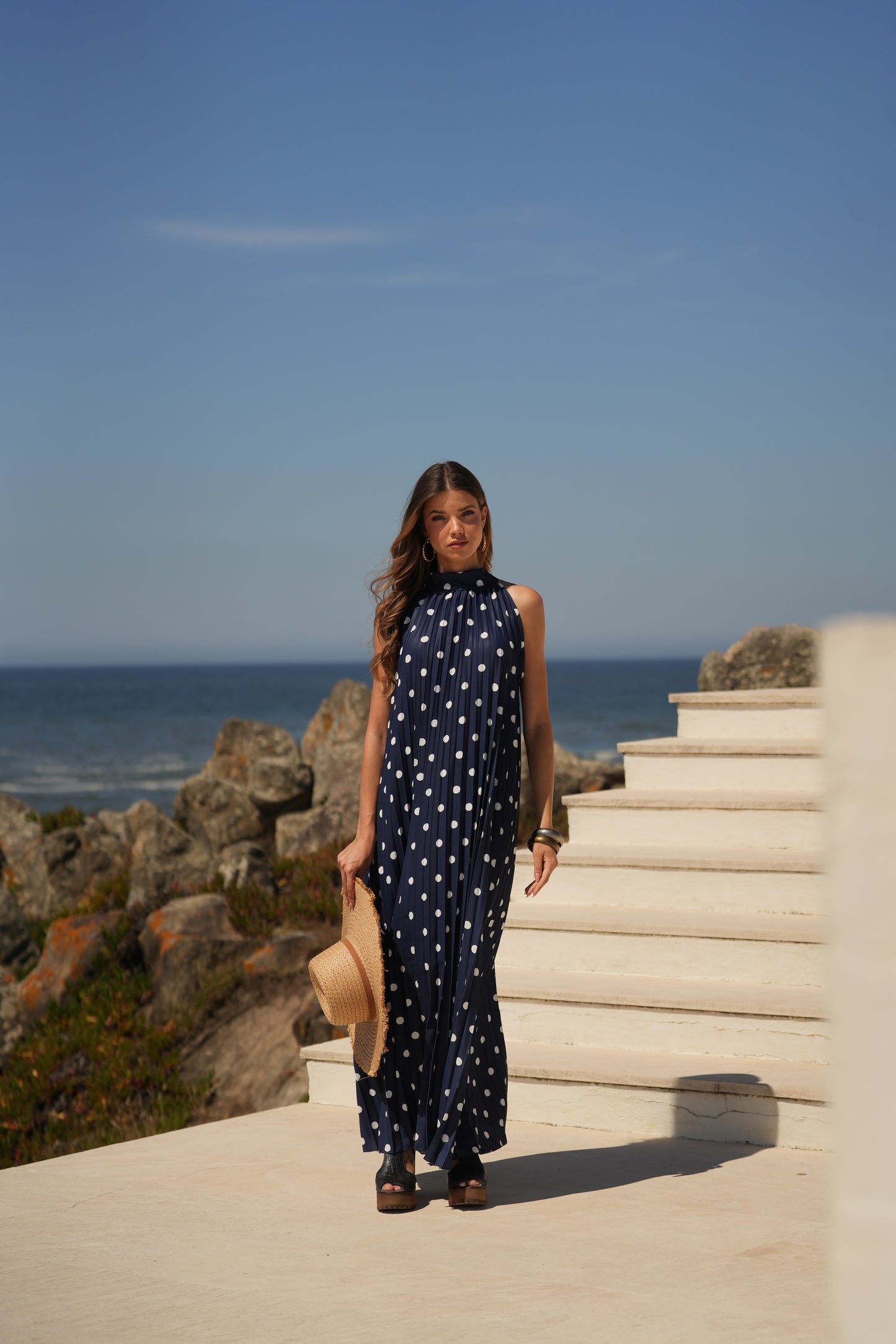 Vestido plisado estampado de lunares