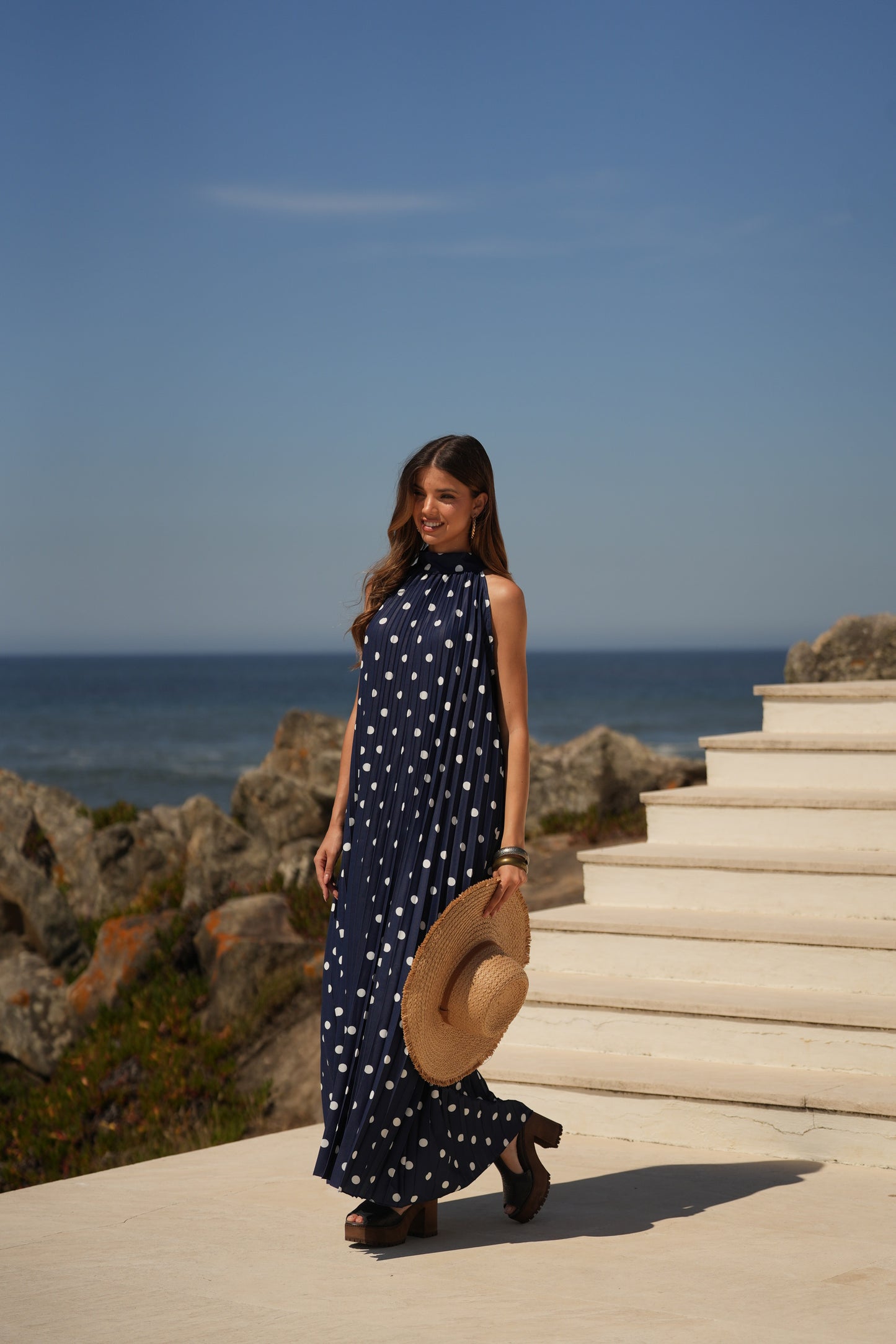 Vestido plisado estampado de lunares