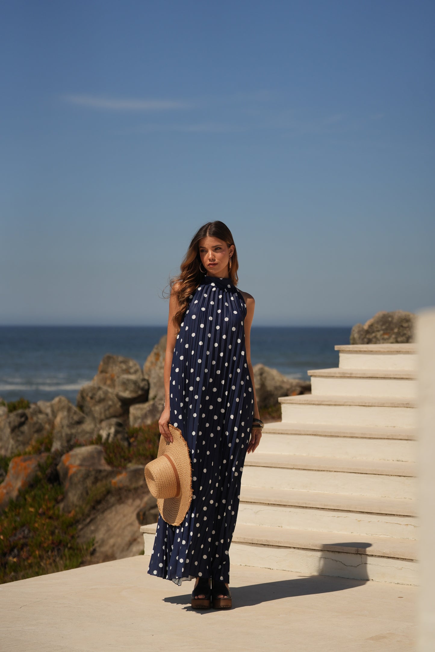 Vestido plisado estampado de lunares