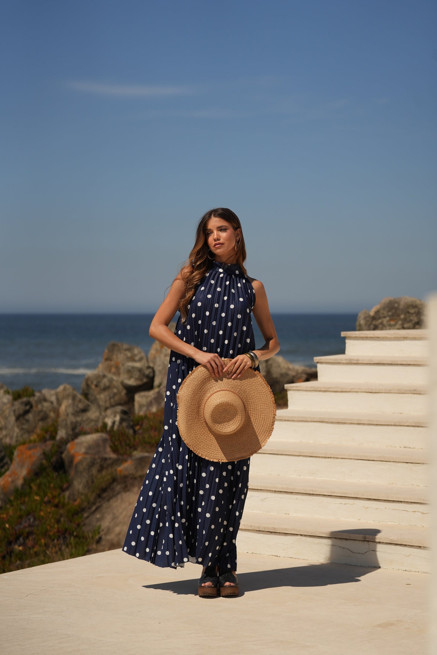 Vestido plisado estampado de lunares