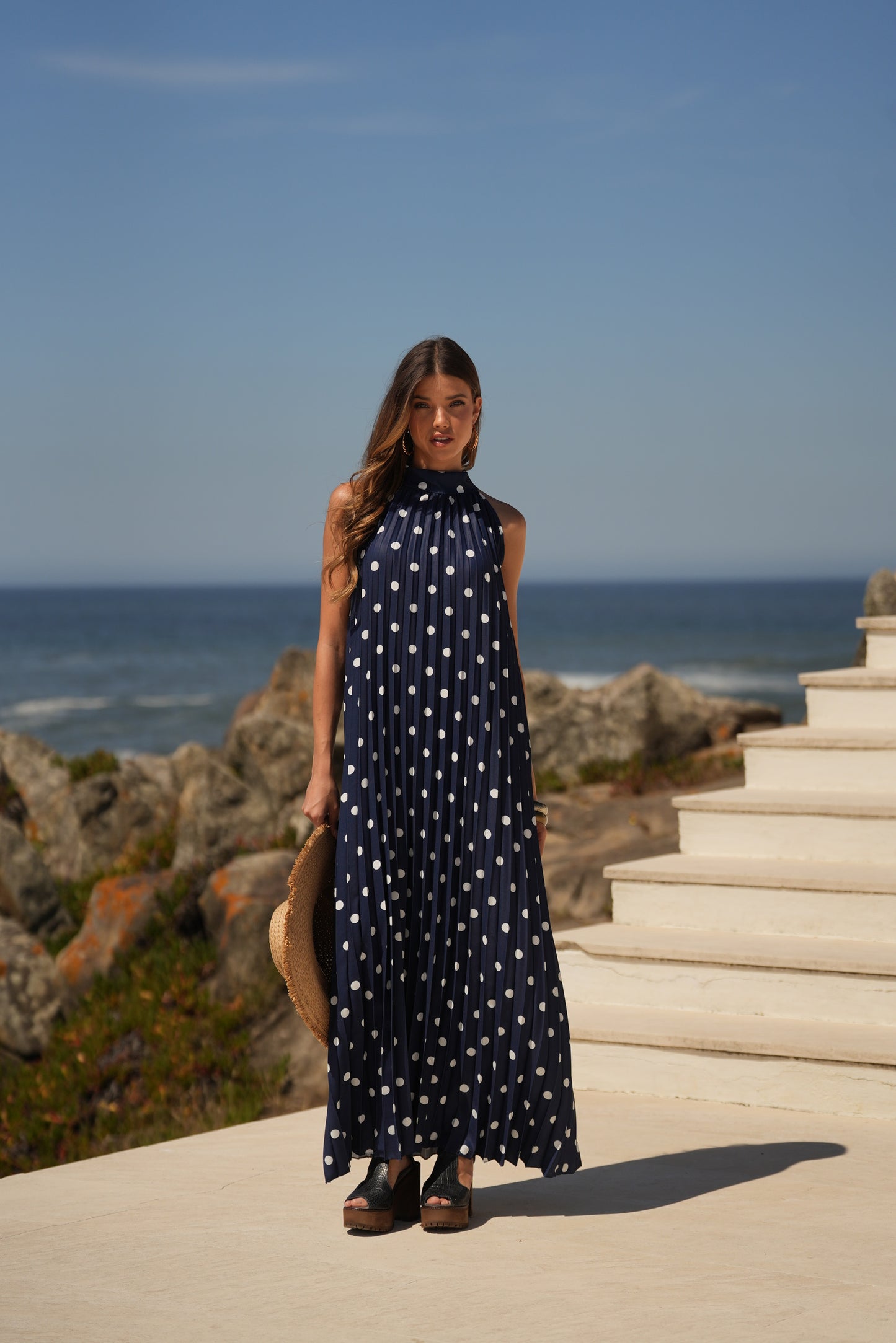 Vestido plisado estampado de lunares