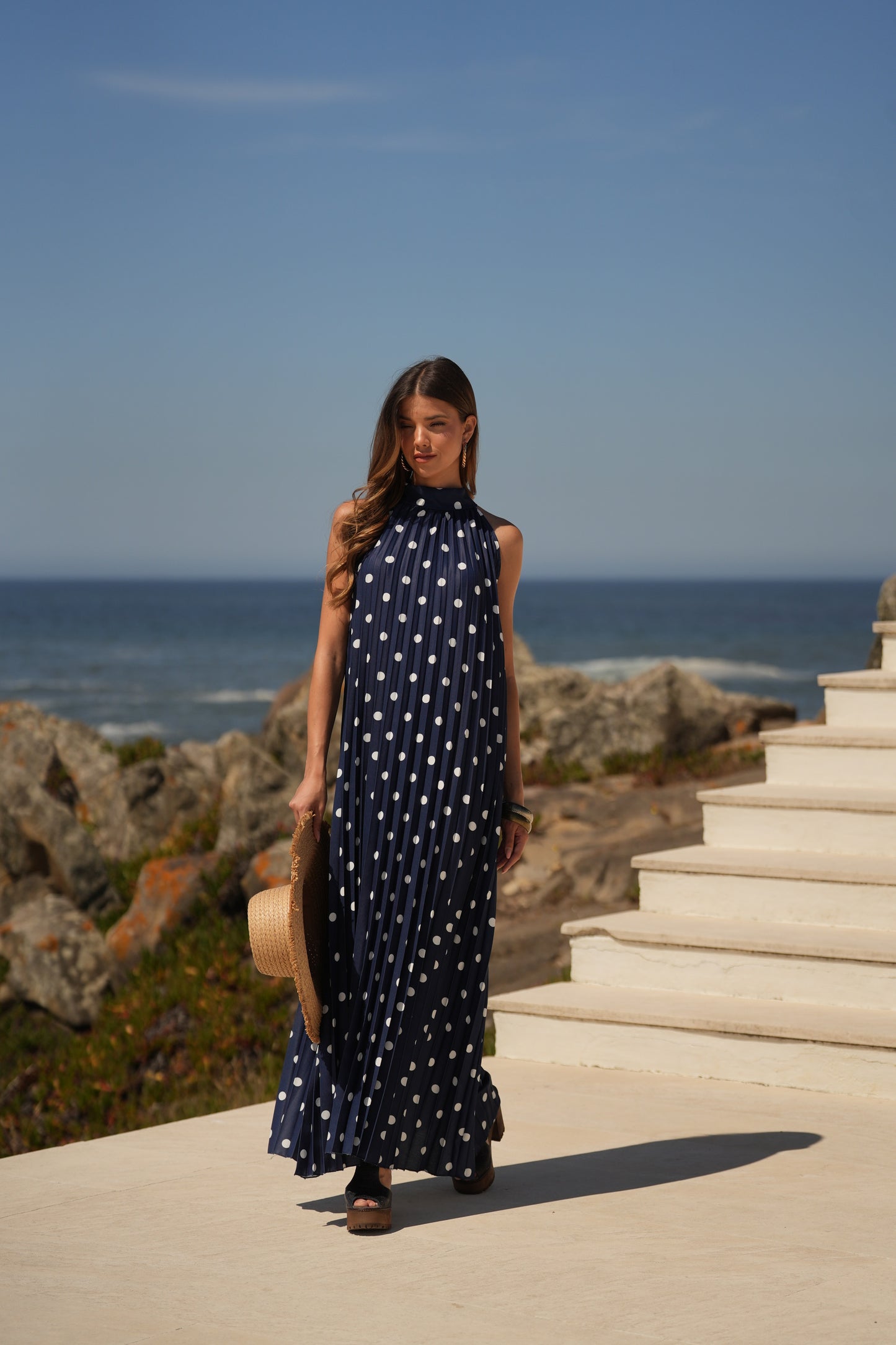 Vestido plisado estampado de lunares
